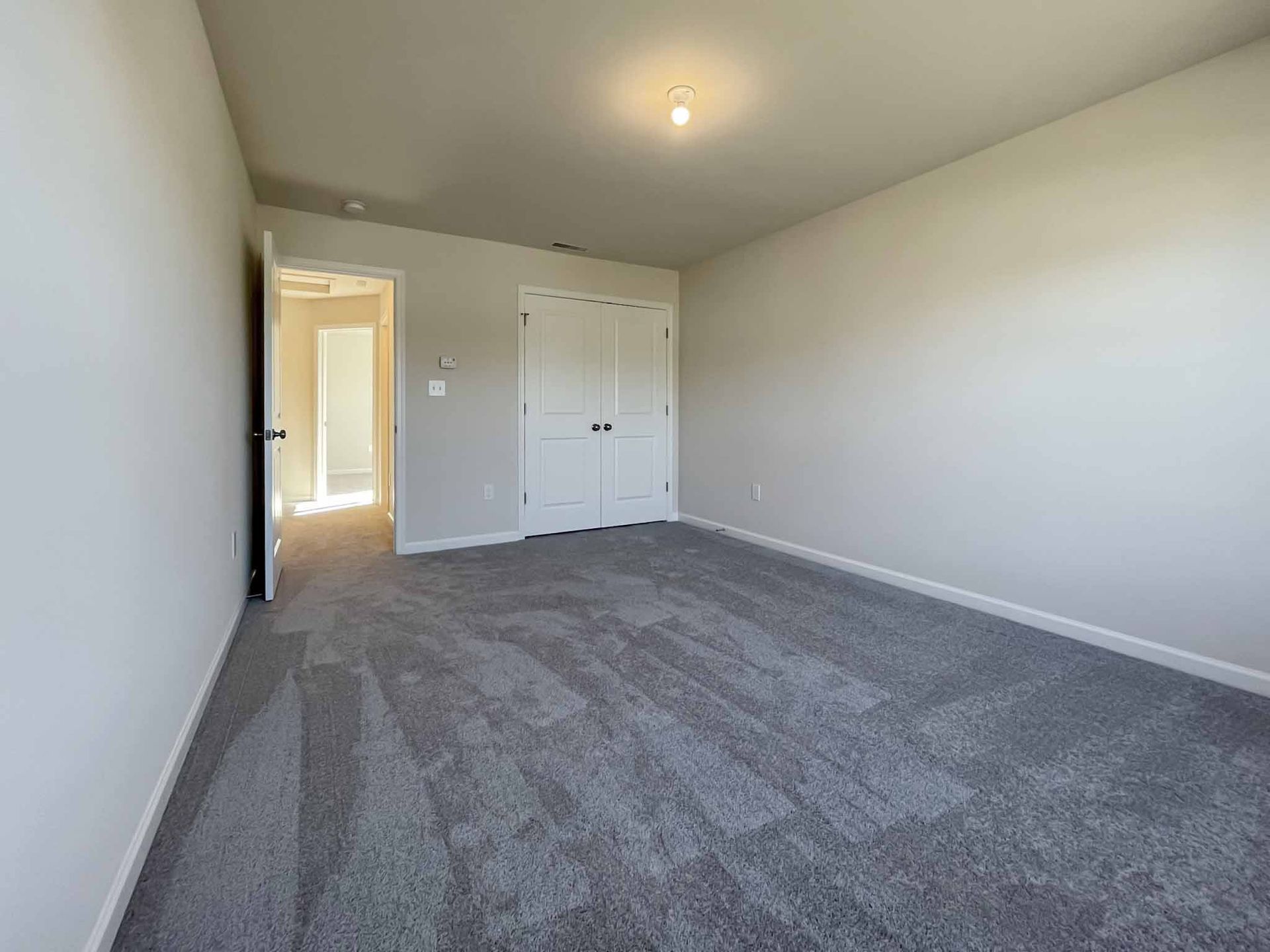 Bedroom 2.1