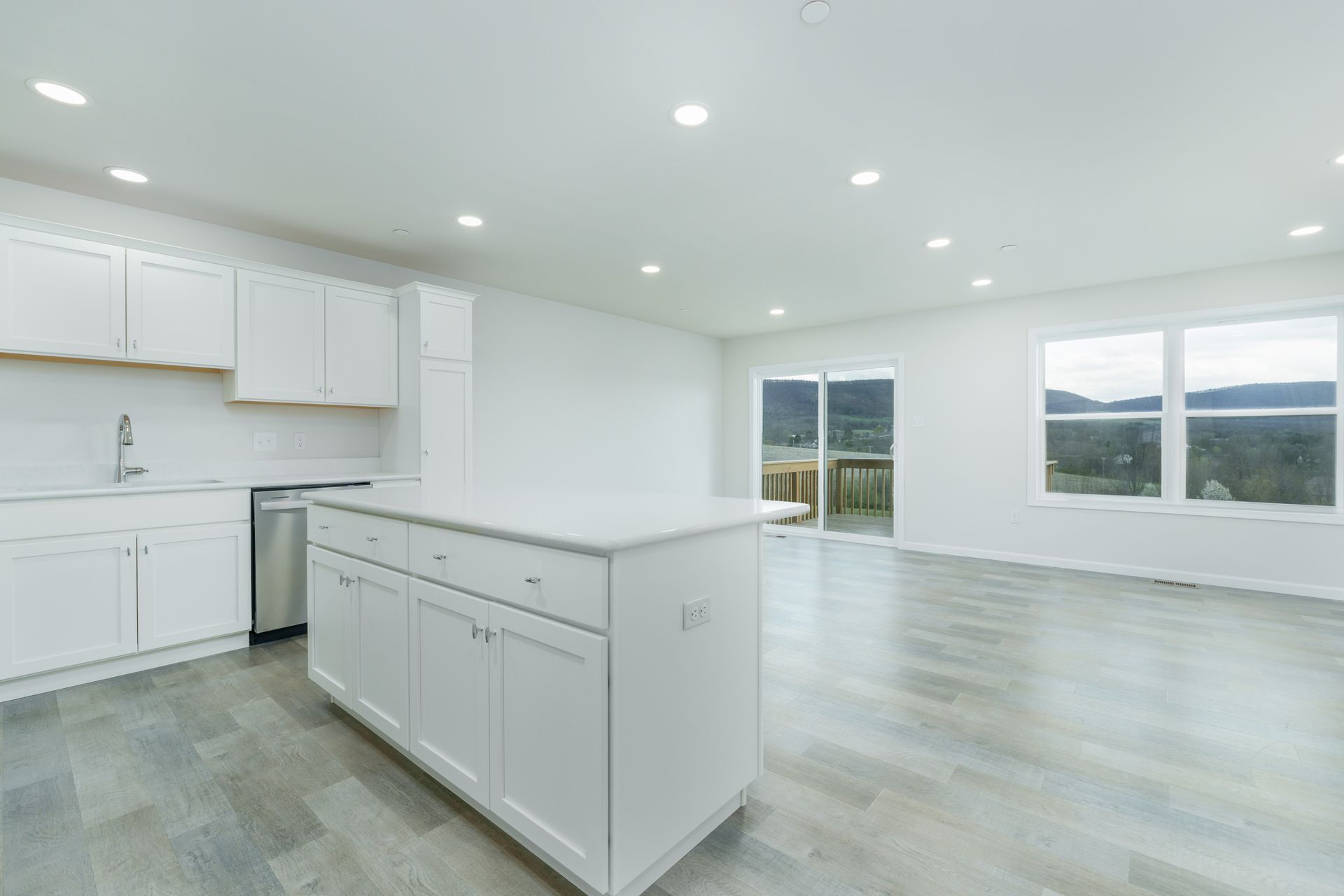 Steadfield-SCTH102-Kitchen-Great-Room-1
