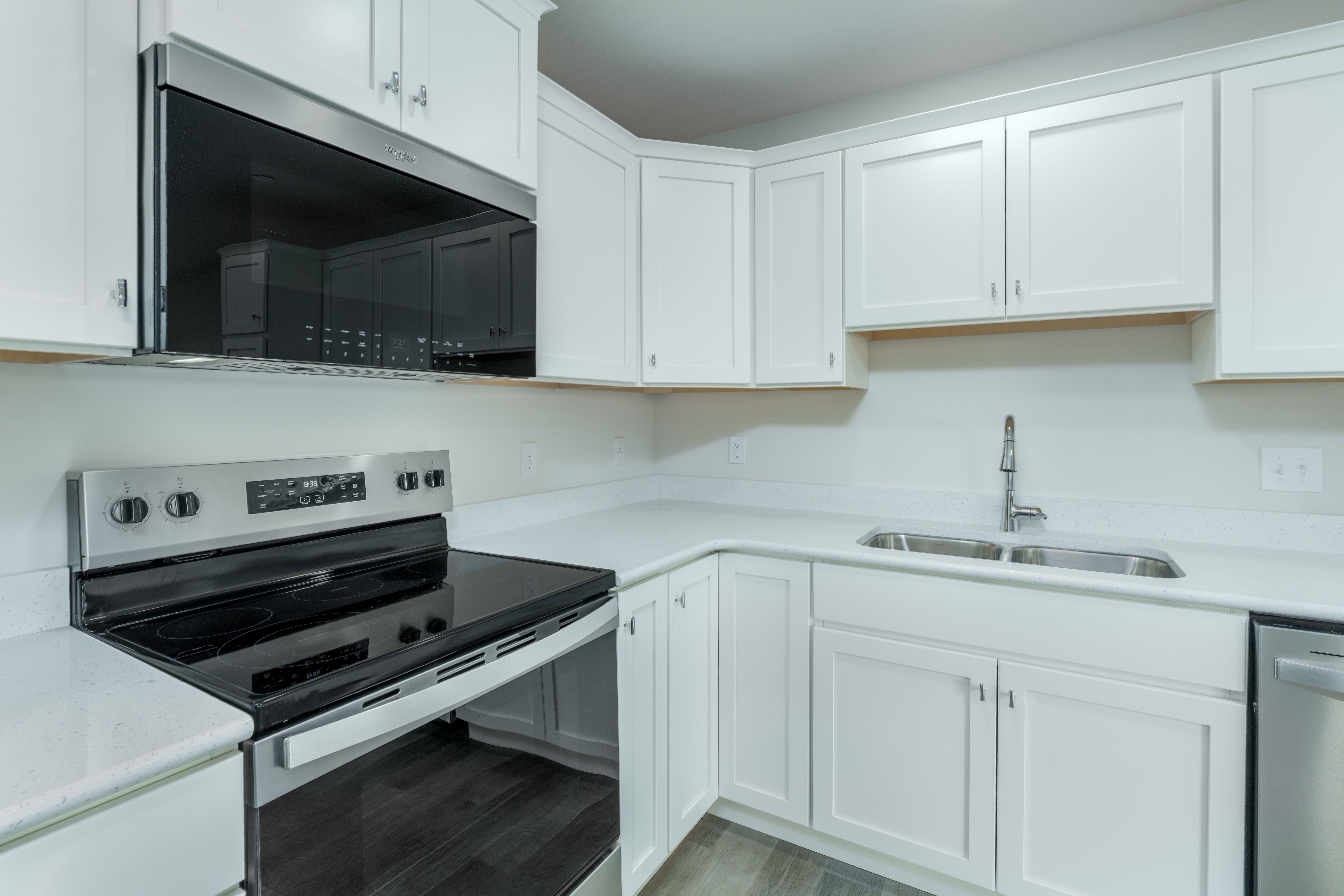 Steadfield-SCTH102-Kitchen-Great-Room-3