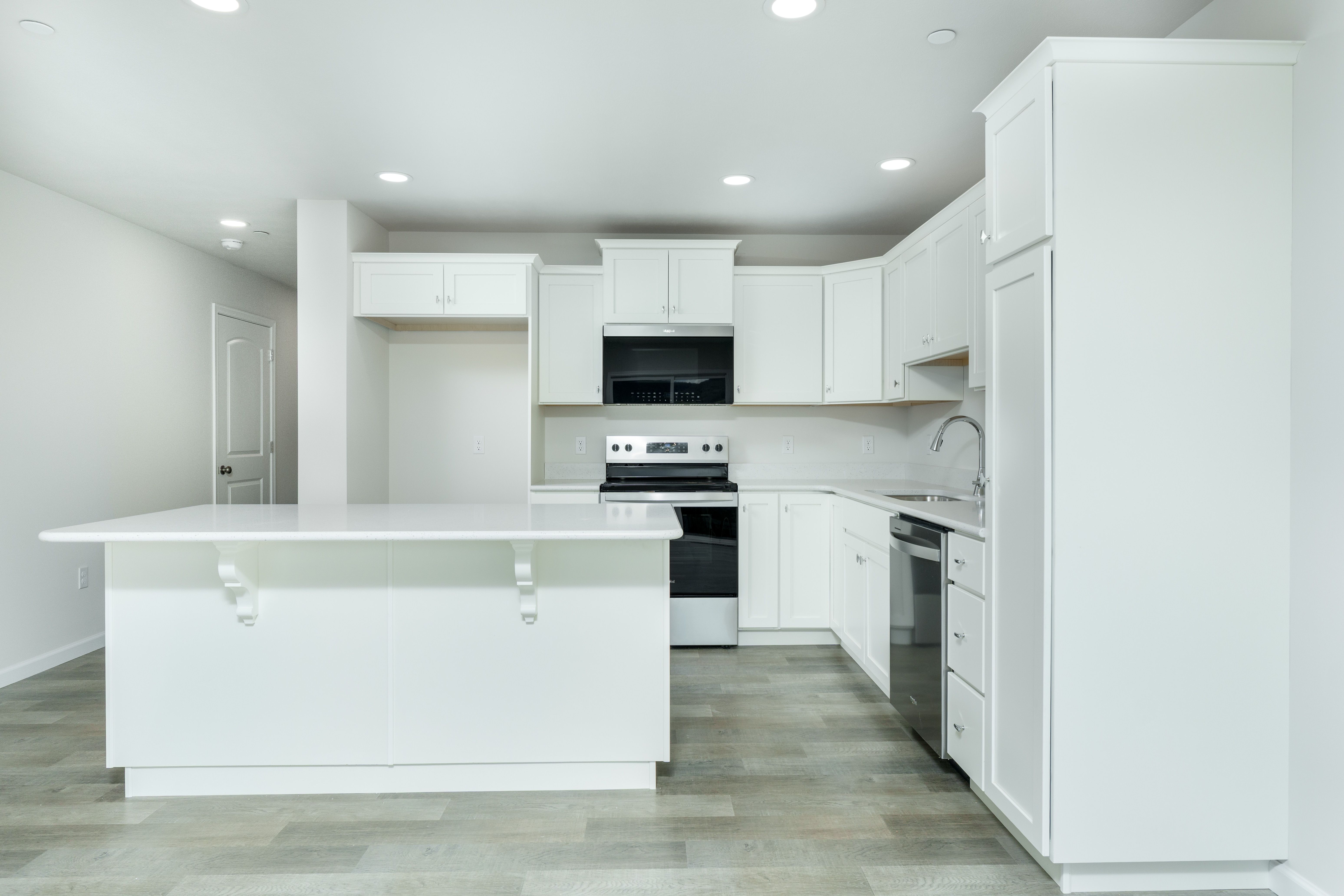 Steadfield-SCTH102-Kitchen-Great-Room-5
