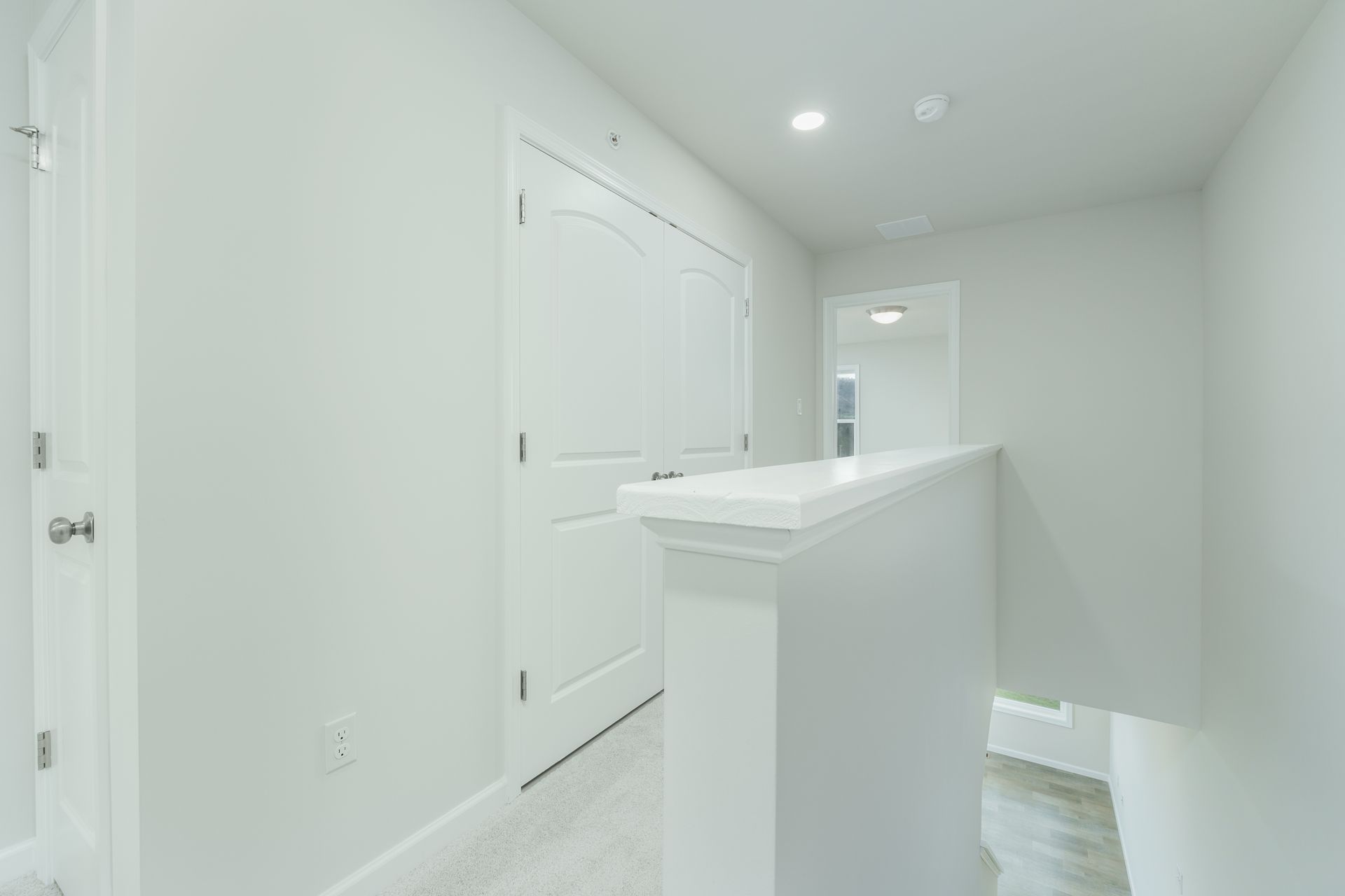 Steadfield-SCTH102-Upper-Hall-Laundry-1