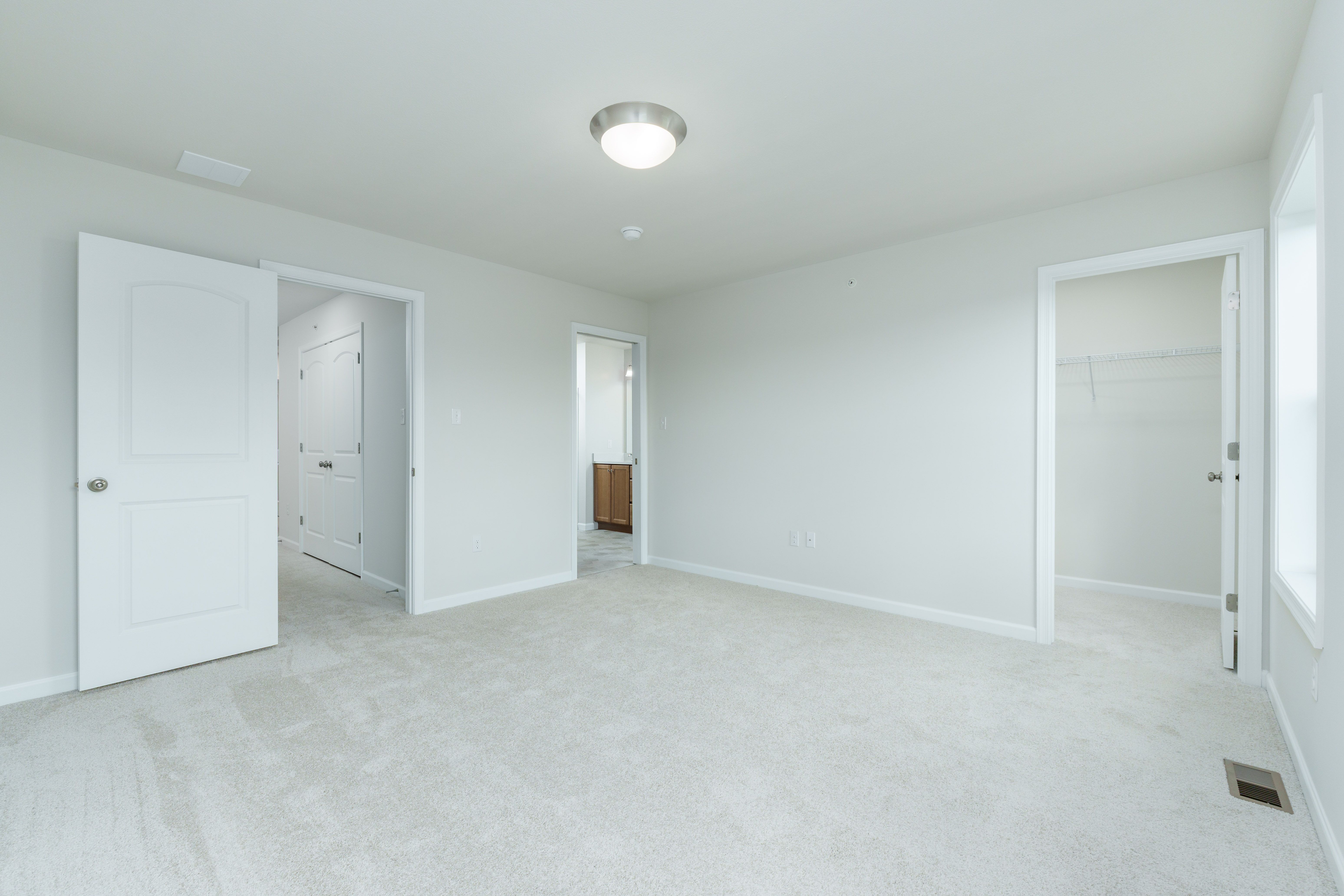 Steadfield-SCTH102-Owners-Bedroom-2