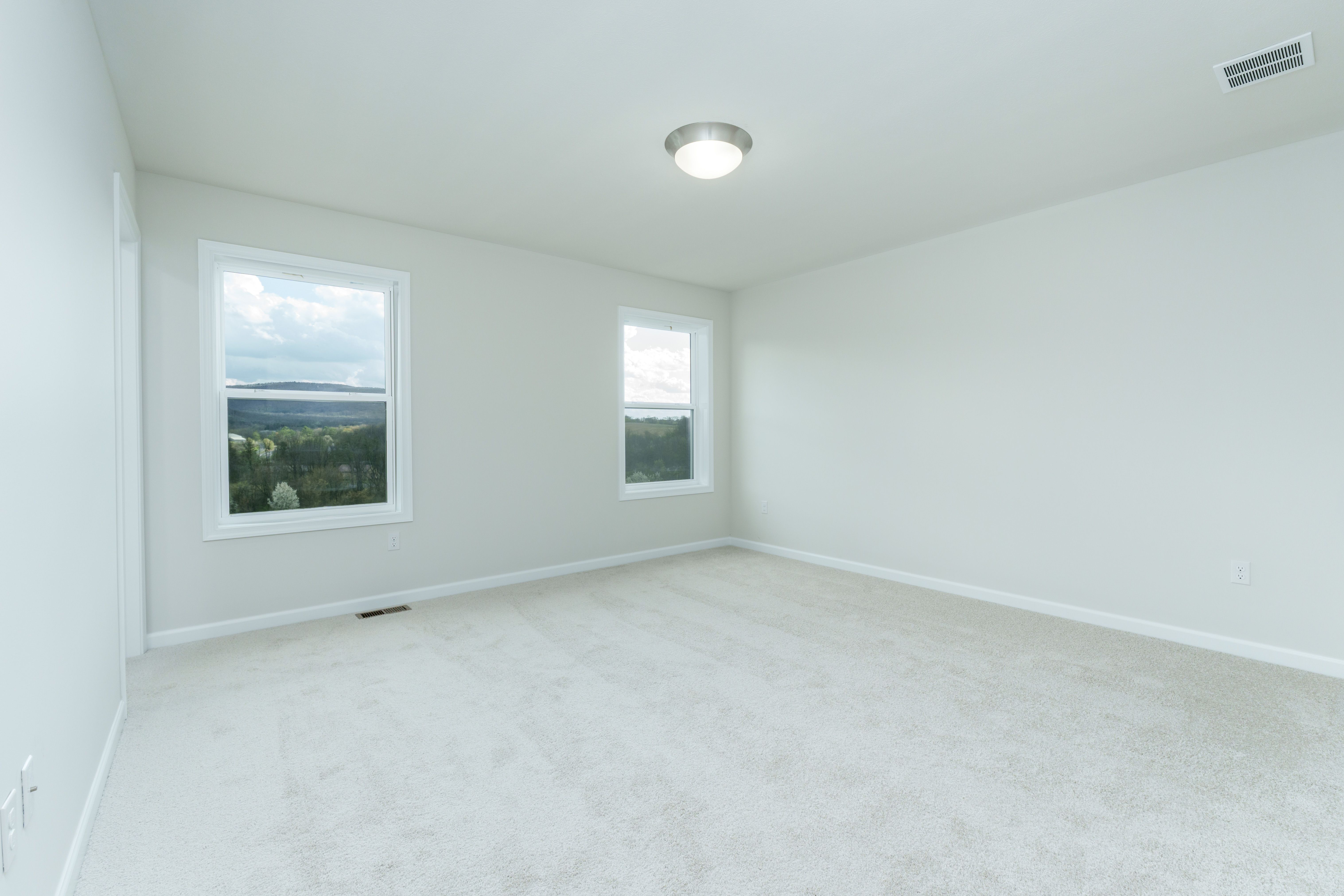 Steadfield-SCTH102-Owners-Bedroom-3