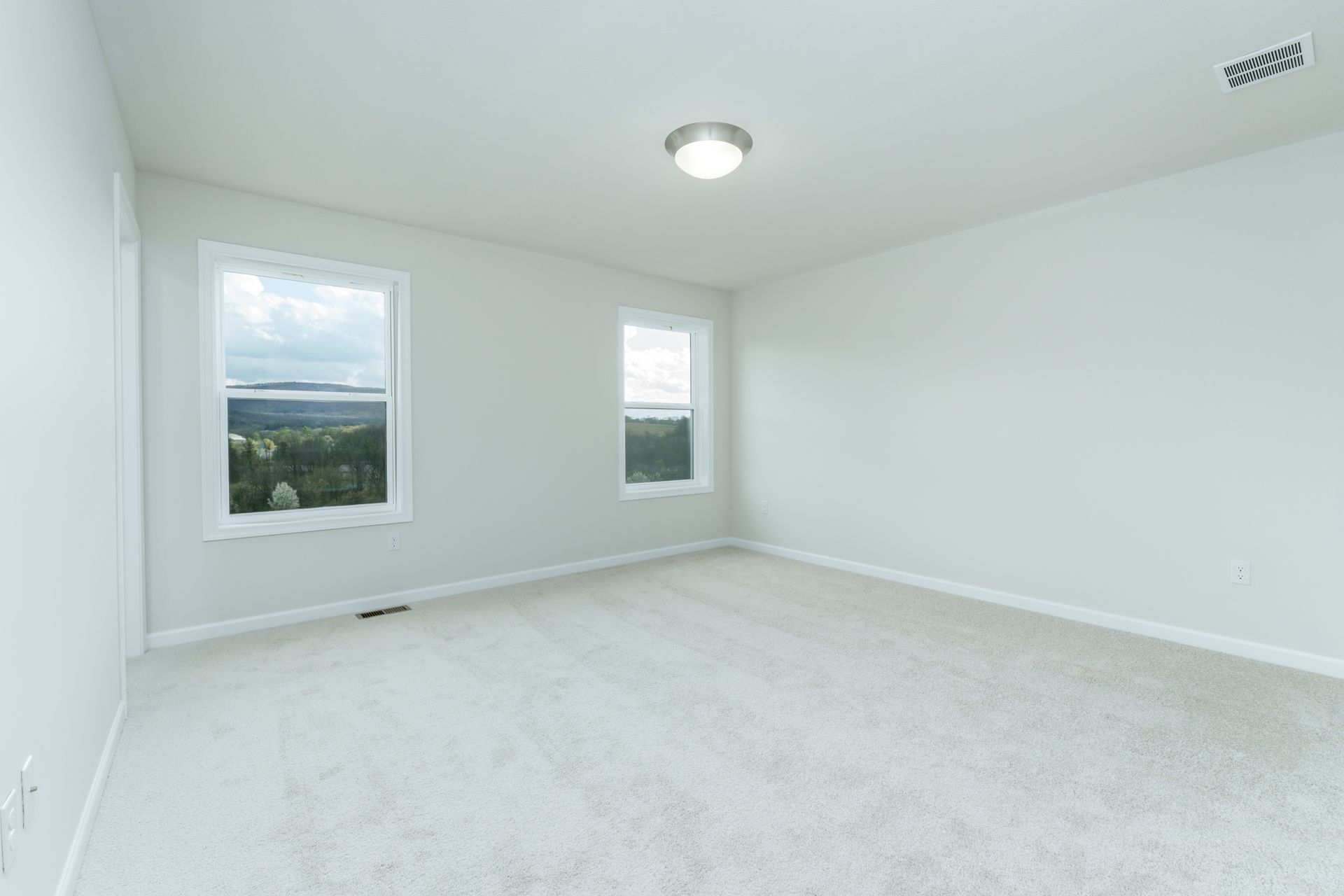 Steadfield-SCTH102-Owners-Bedroom-3