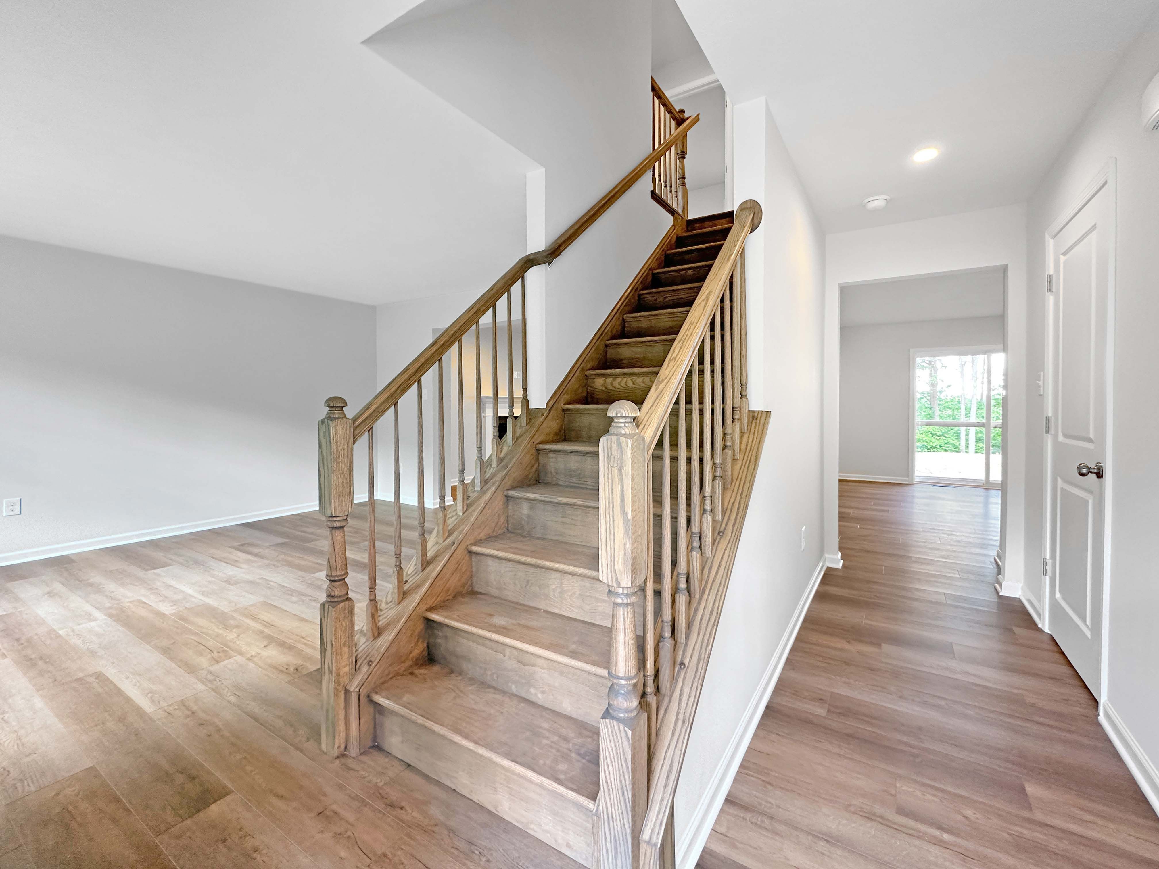 Hawthorne-B-Foyer-1