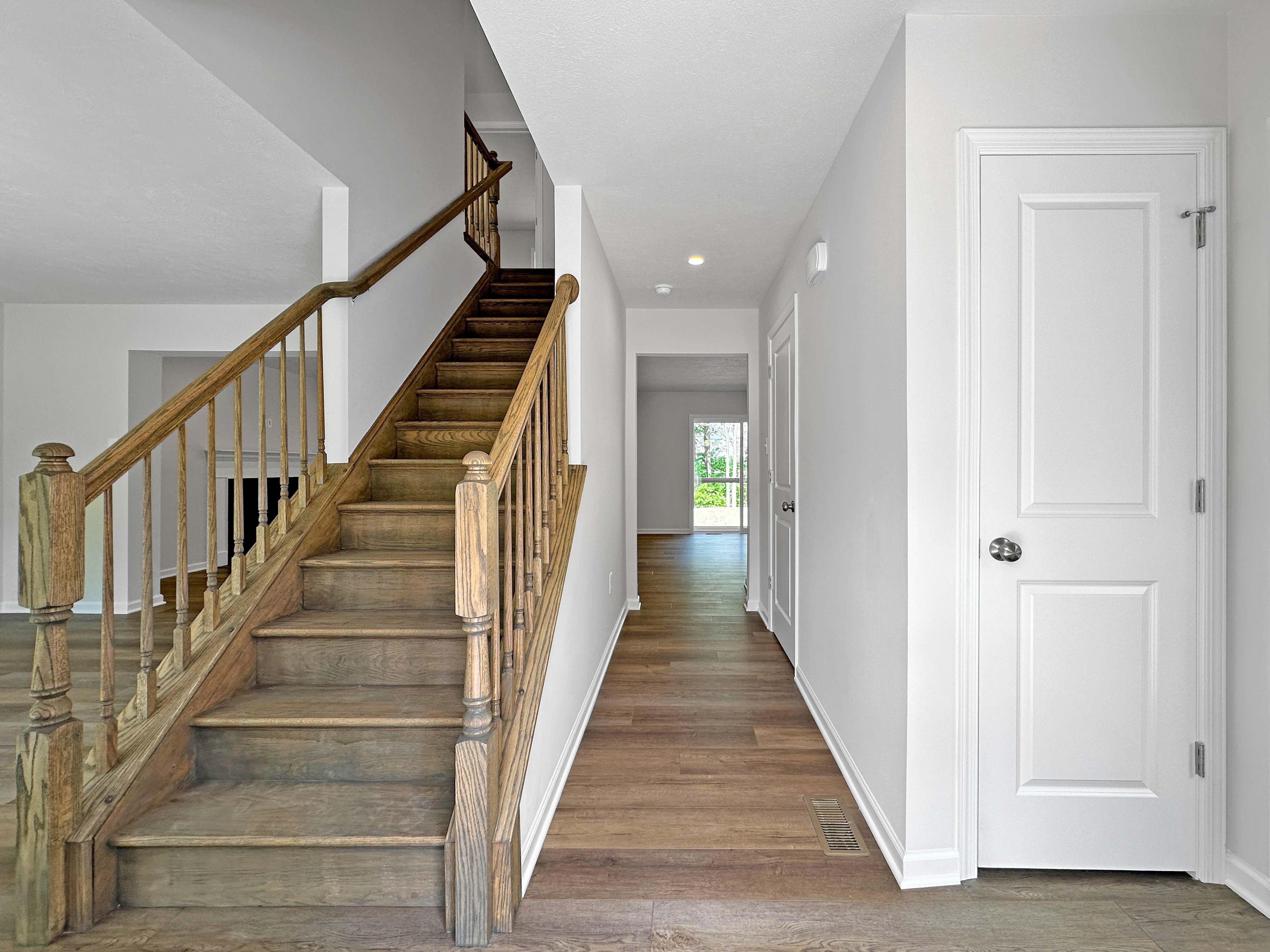 Hawthorne-B-Foyer-3