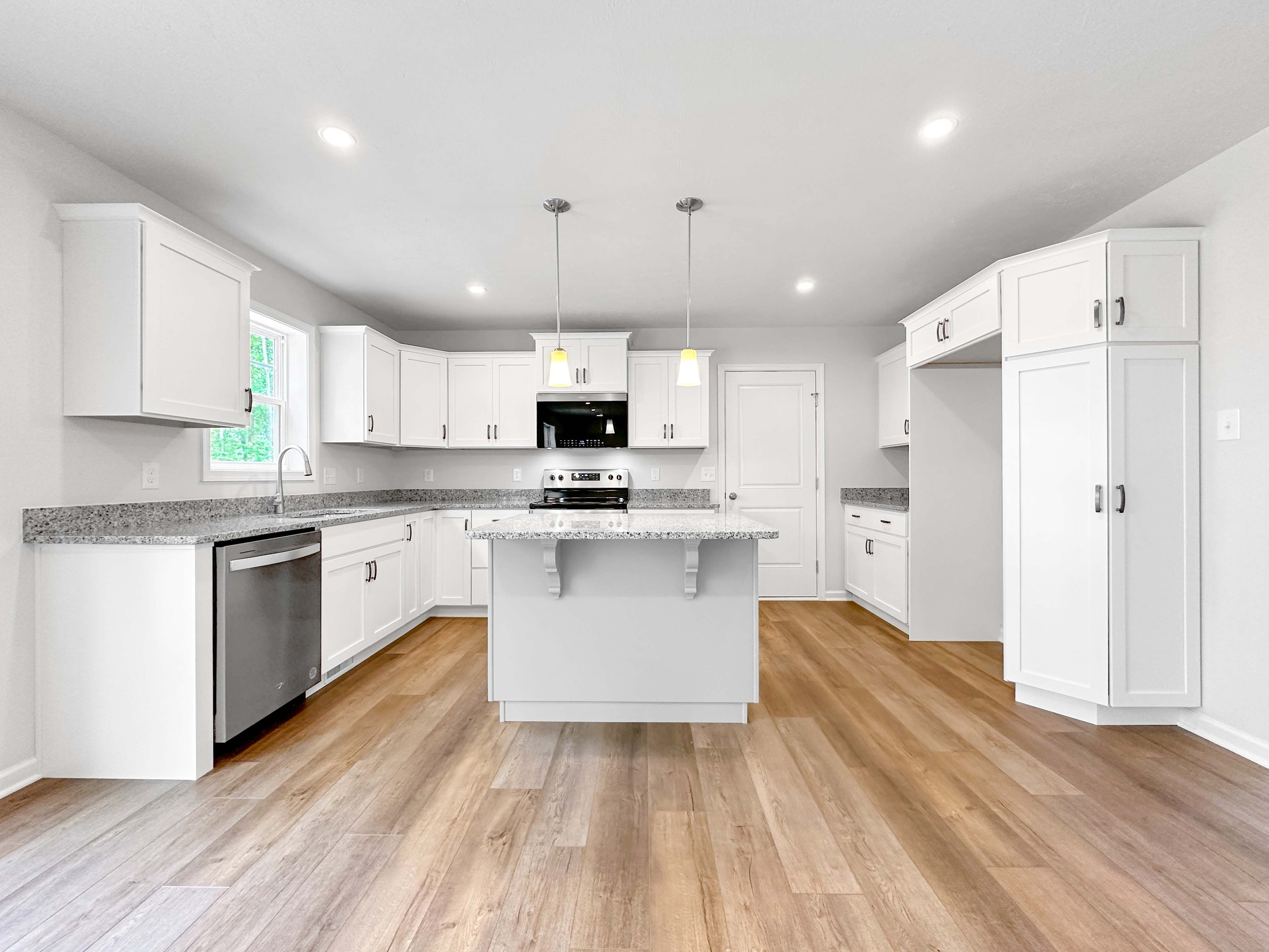 Hawthorne-B-Kitchen-2