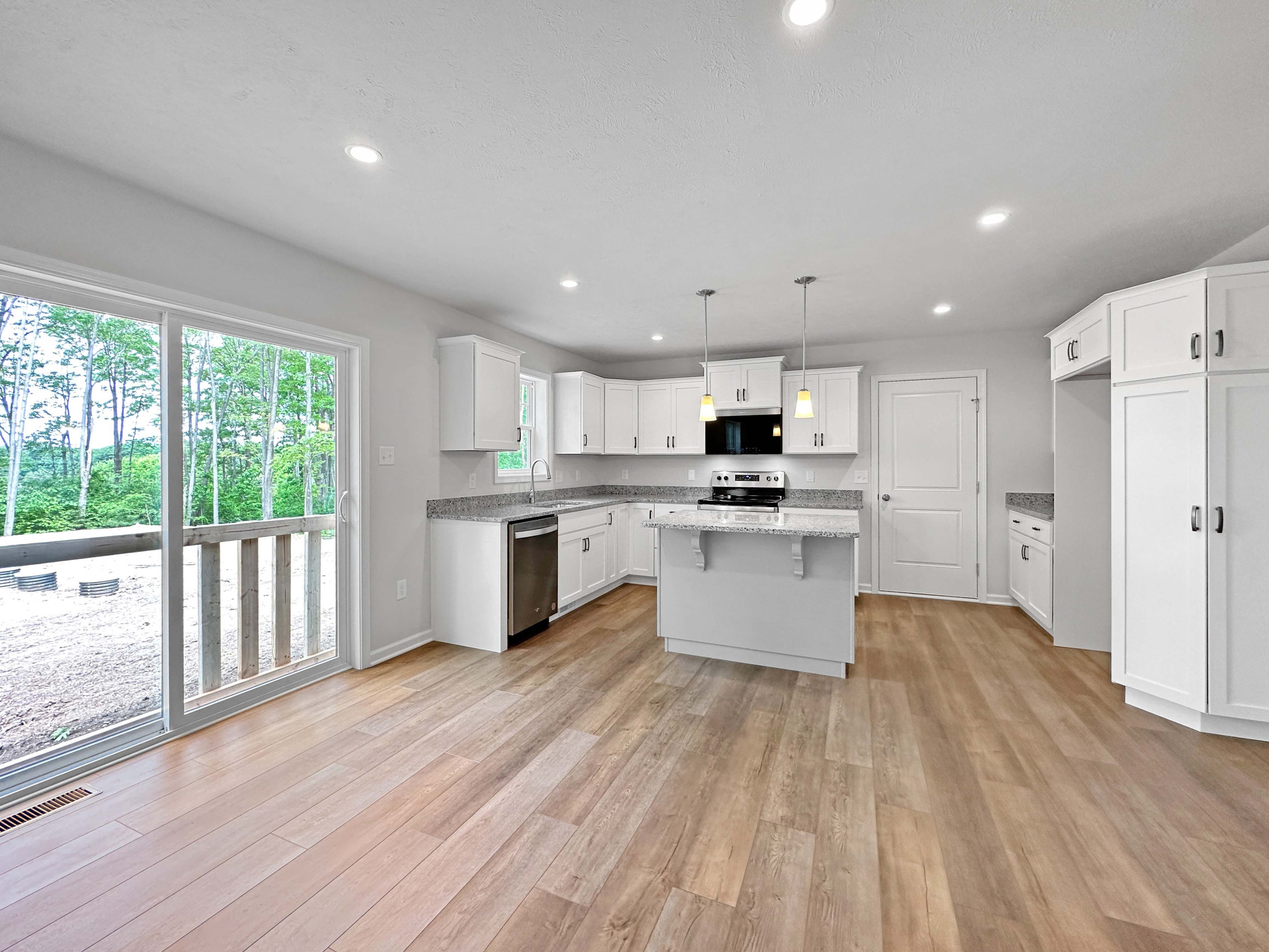 Hawthorne-B-Kitchen