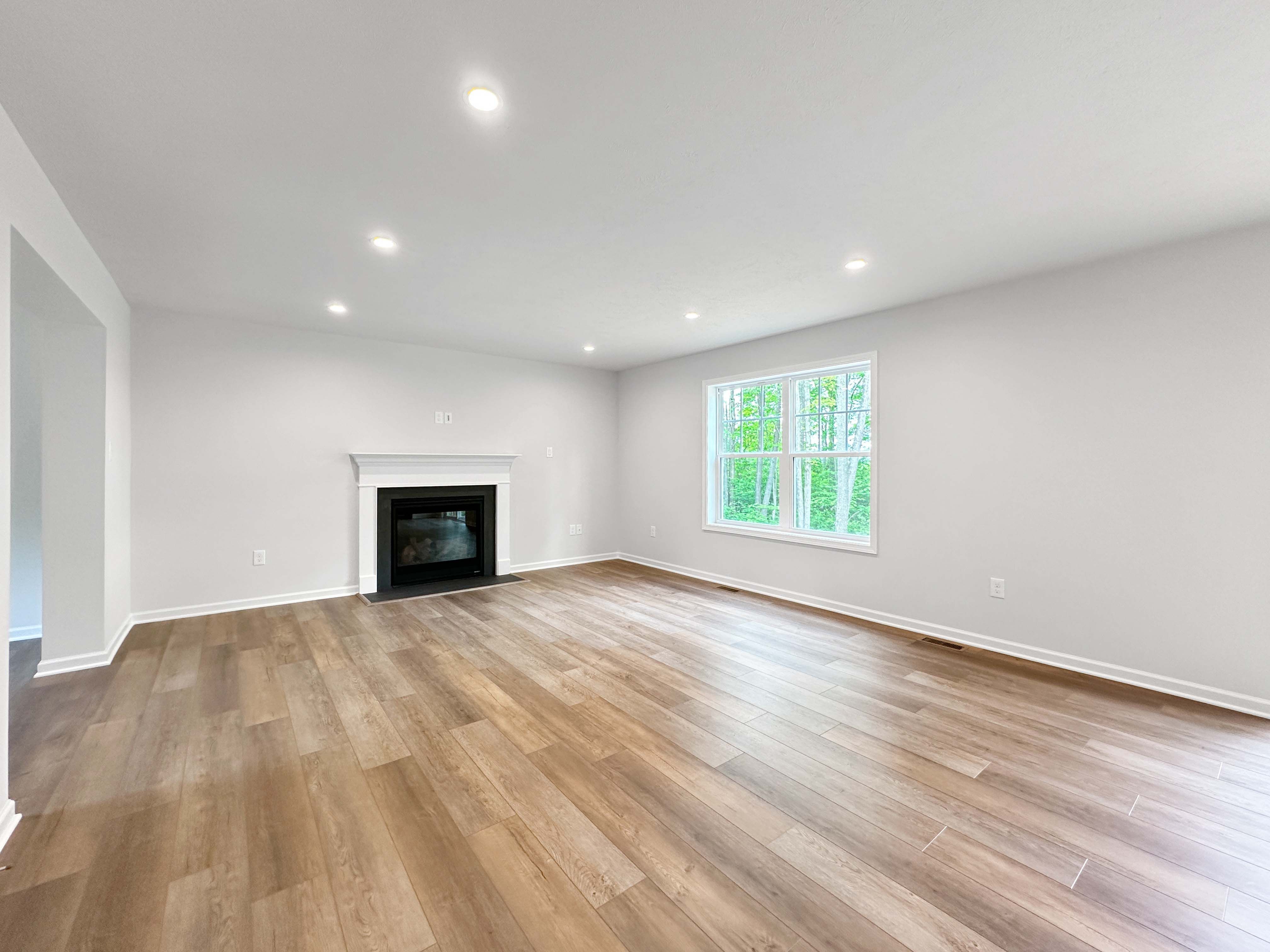 Hawthorne-B-Family-Room