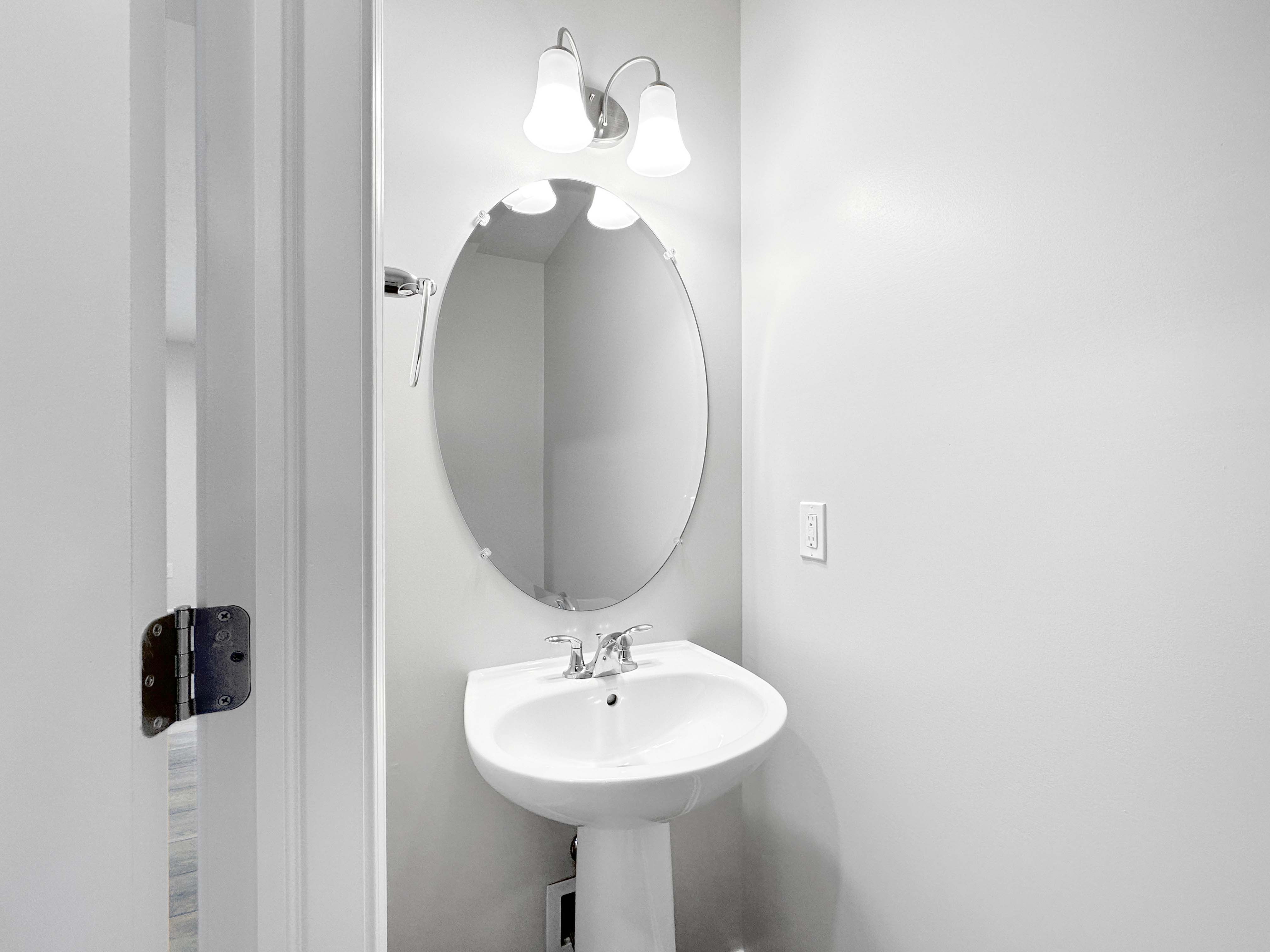 Hawthorne-B-Powder-Room