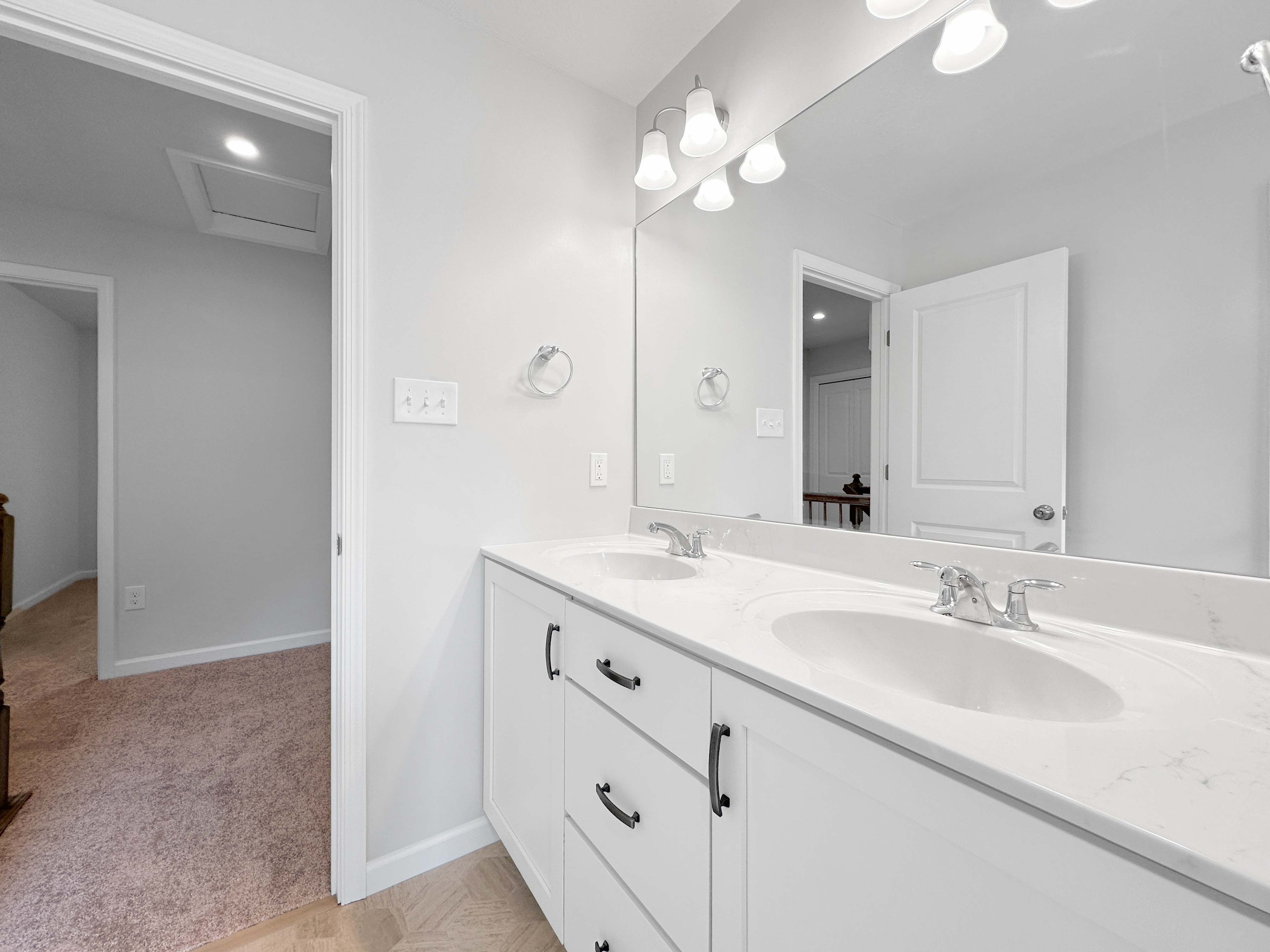 Hawthorne-B-Bath-2.4