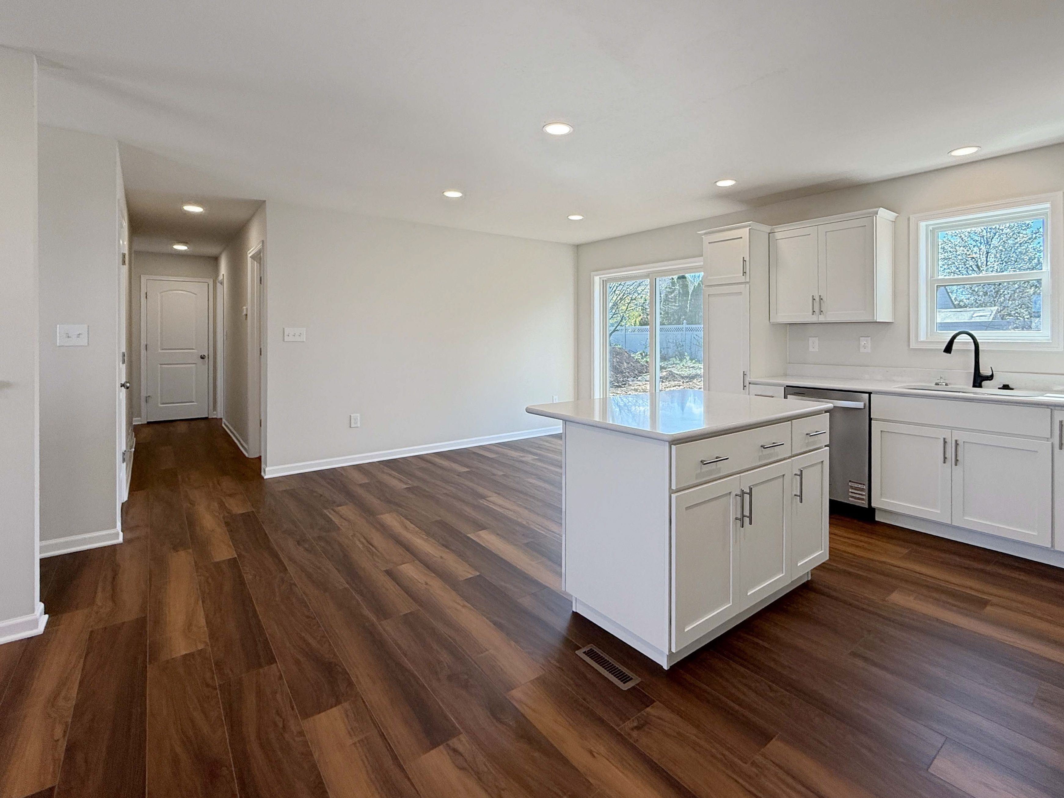 Norwood-CF127-Kitchen-Great-Room-8