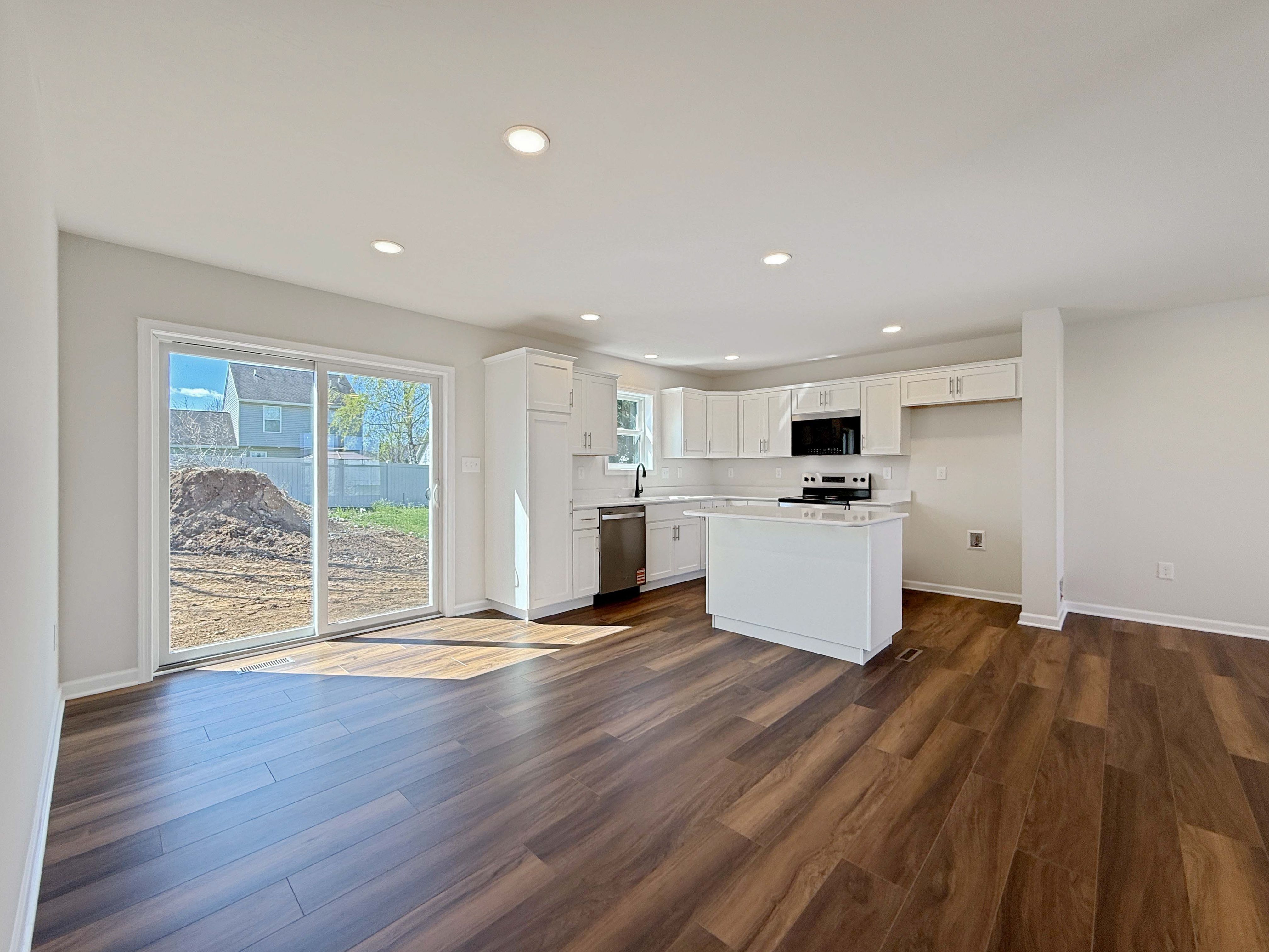 Norwood-CF127-Kitchen-Great-Room-5