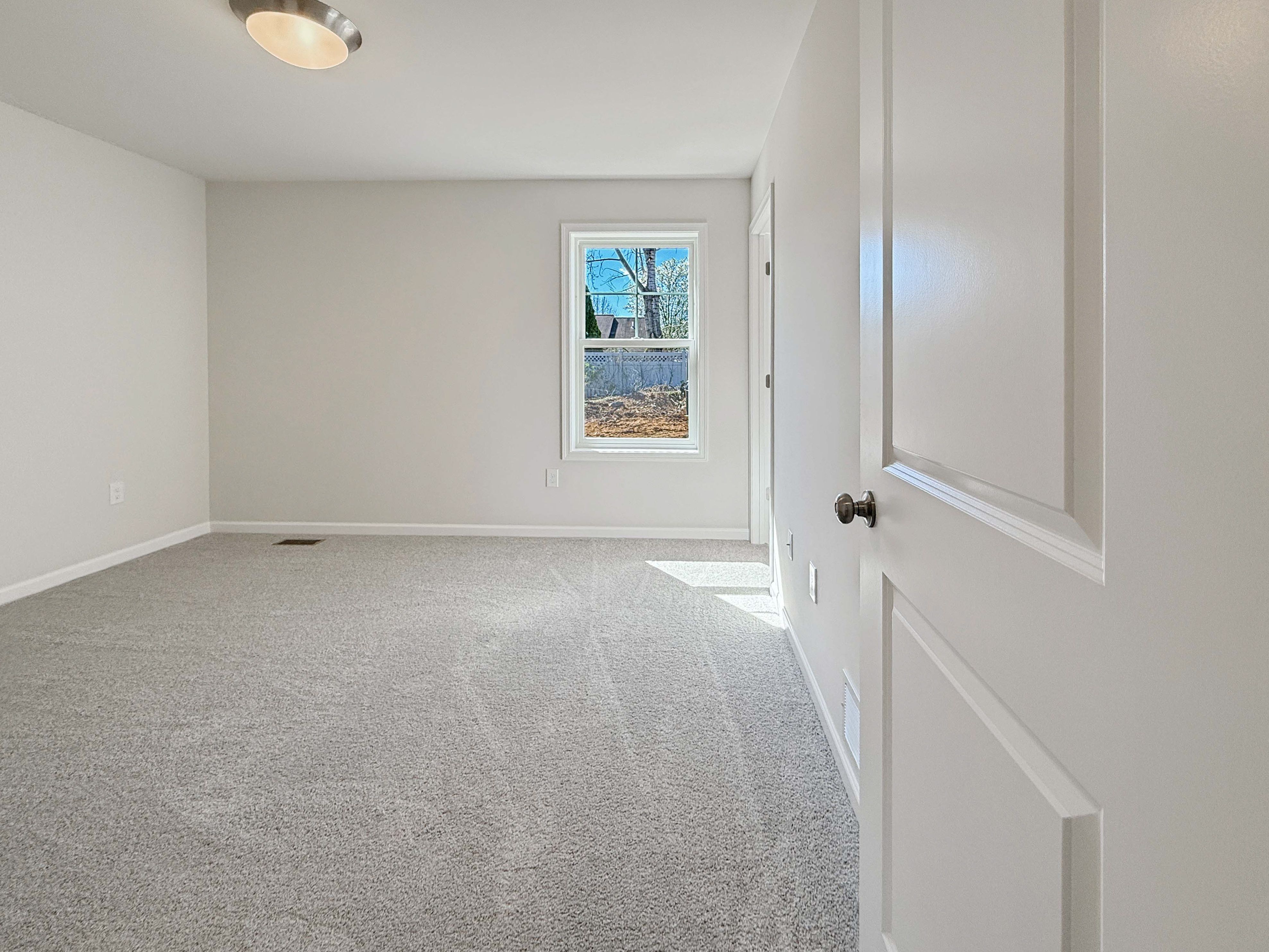 Norwood-CF127-Owners-Bedroom-1