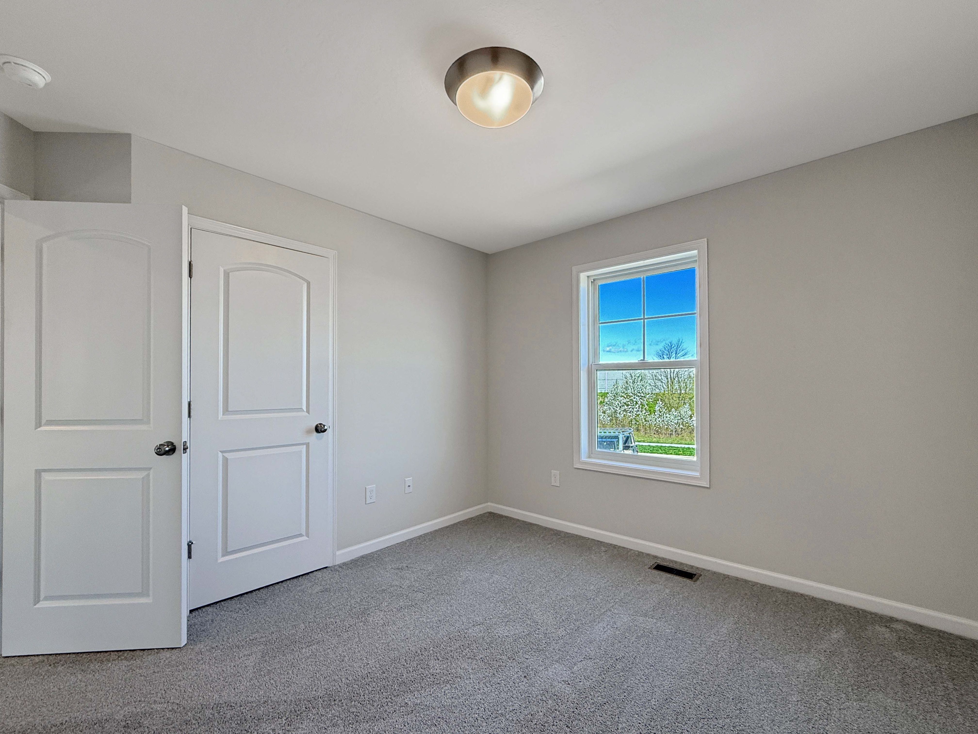 Norwood-CF127-Bedroom-2-2