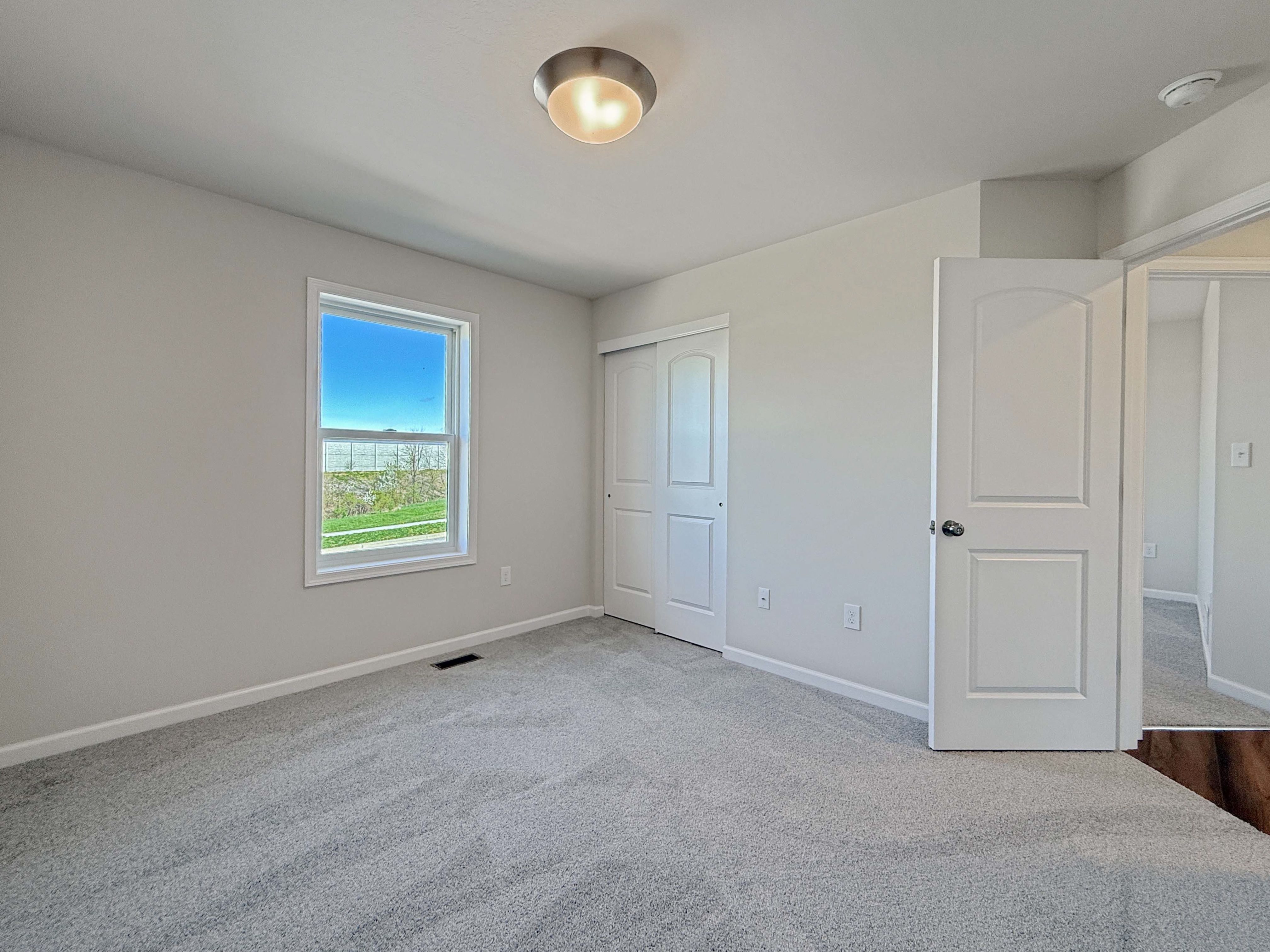 Norwood-CF127-Bedroom-3-2