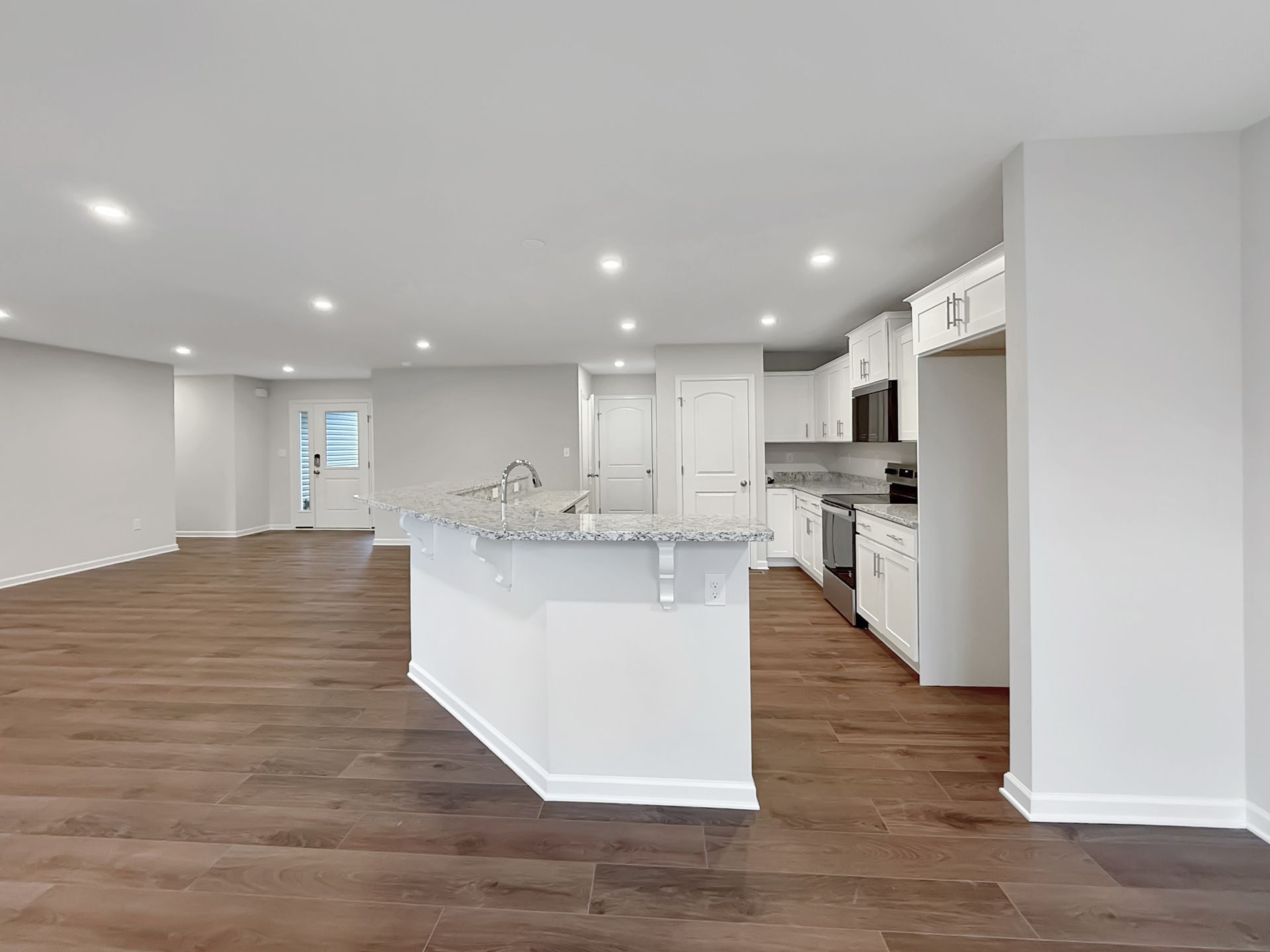 Hampton-B-FP15-Kitchen-2