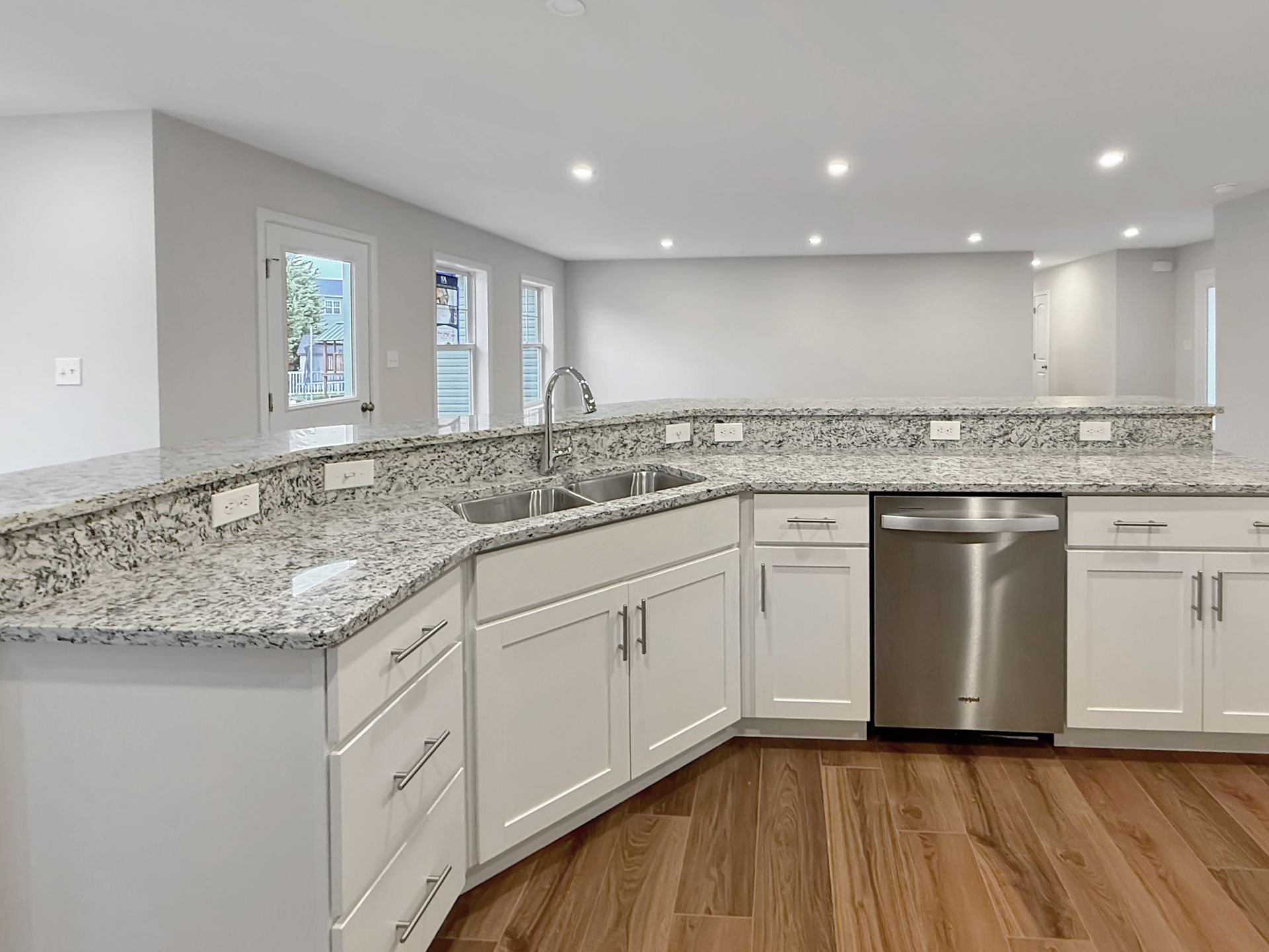 Hampton-B-FP15-Kitchen-6-2