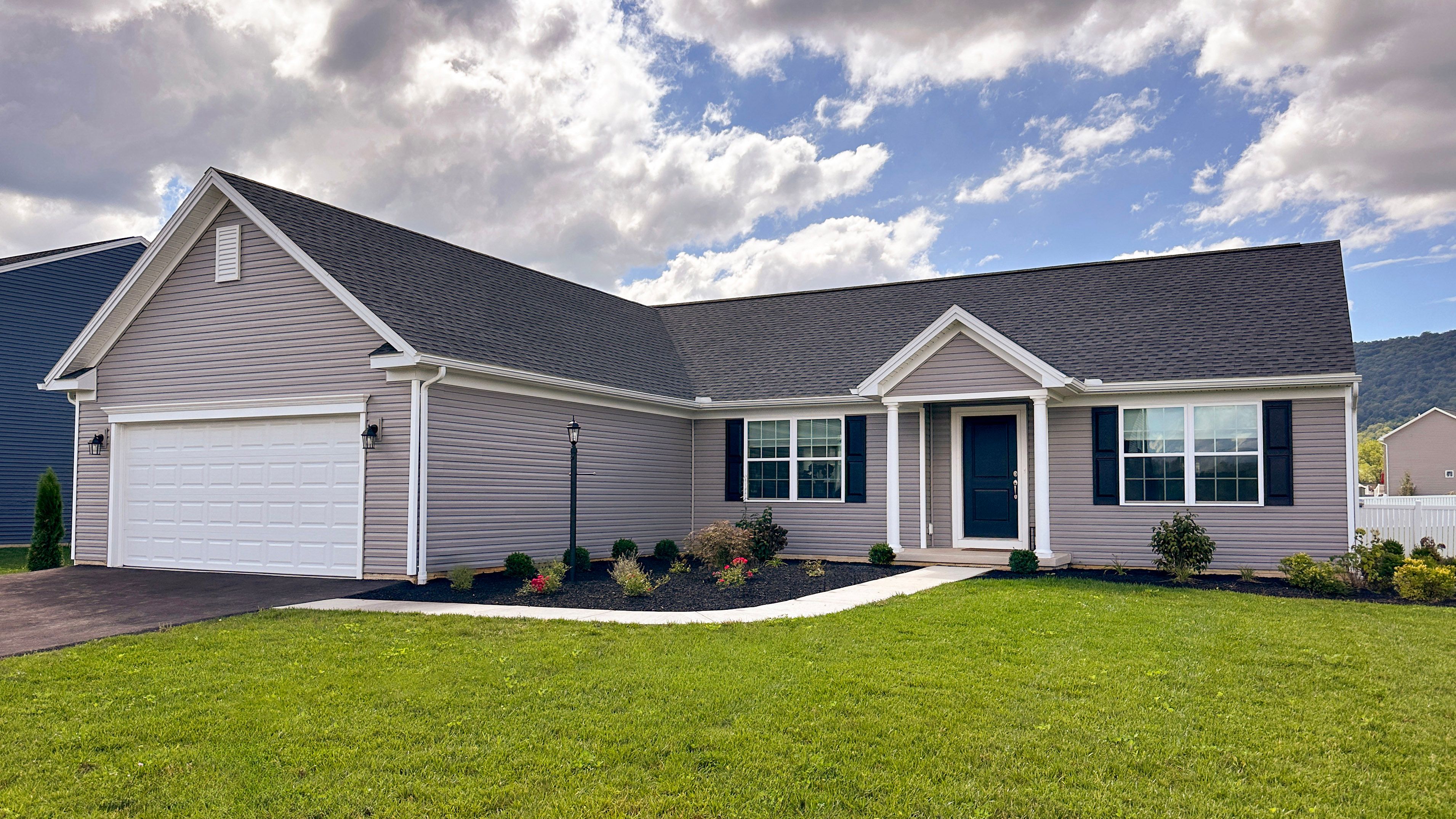 casa en Appleview Estates por S&A Homes