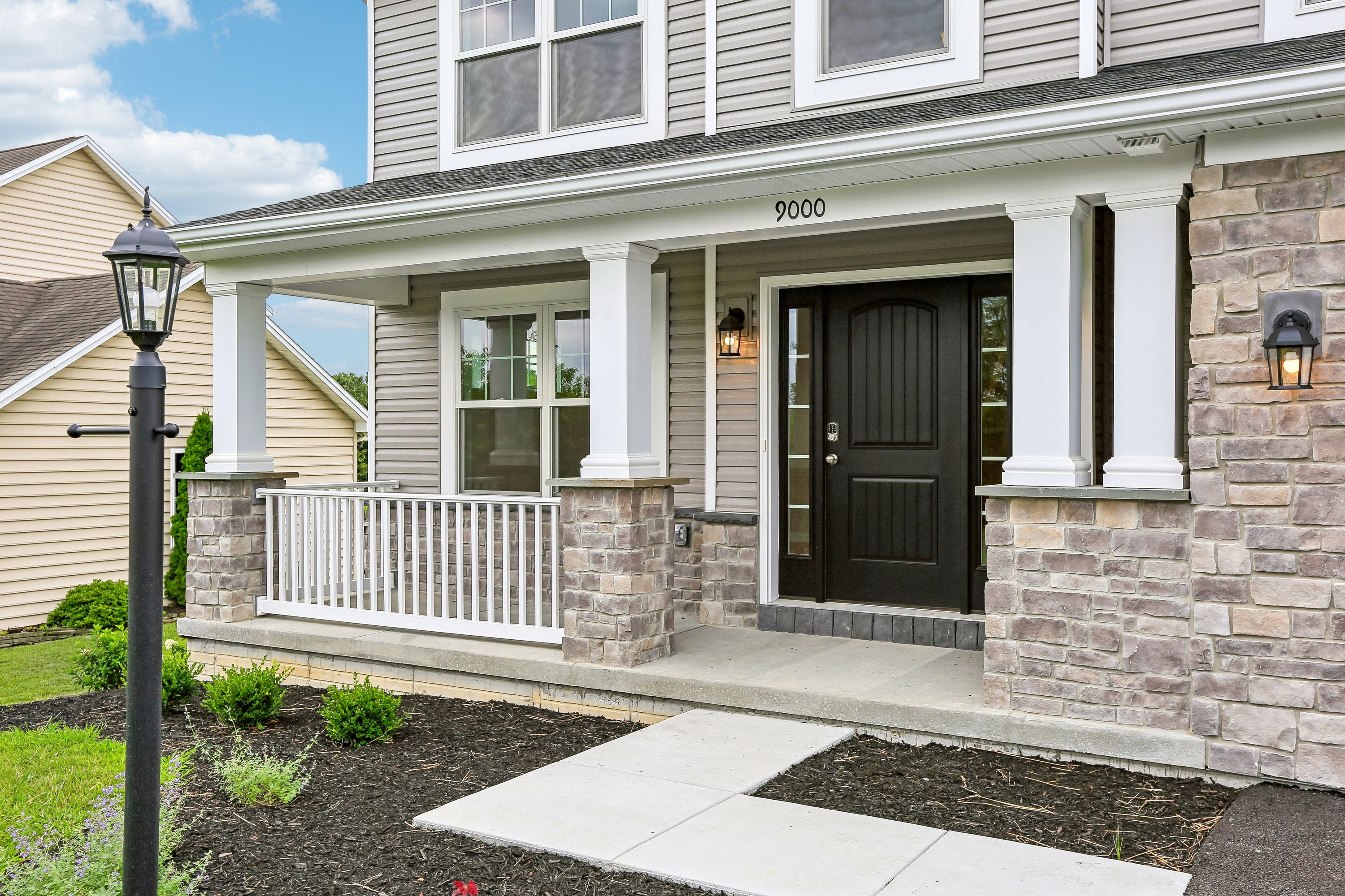 Greenwood-C-CM32-Exterior-Porch-1