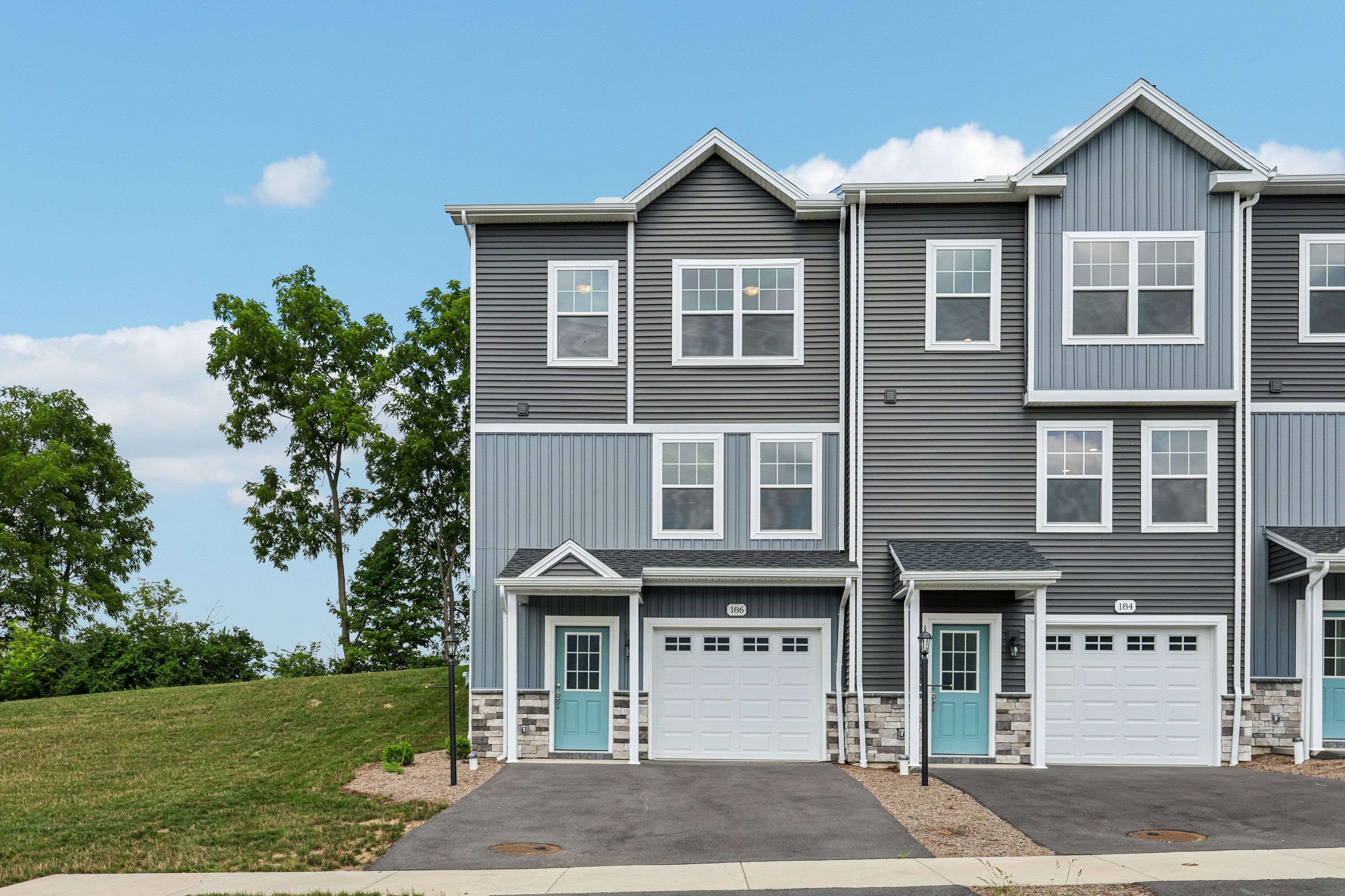 Redfield-SCTH91-Exterior-3
