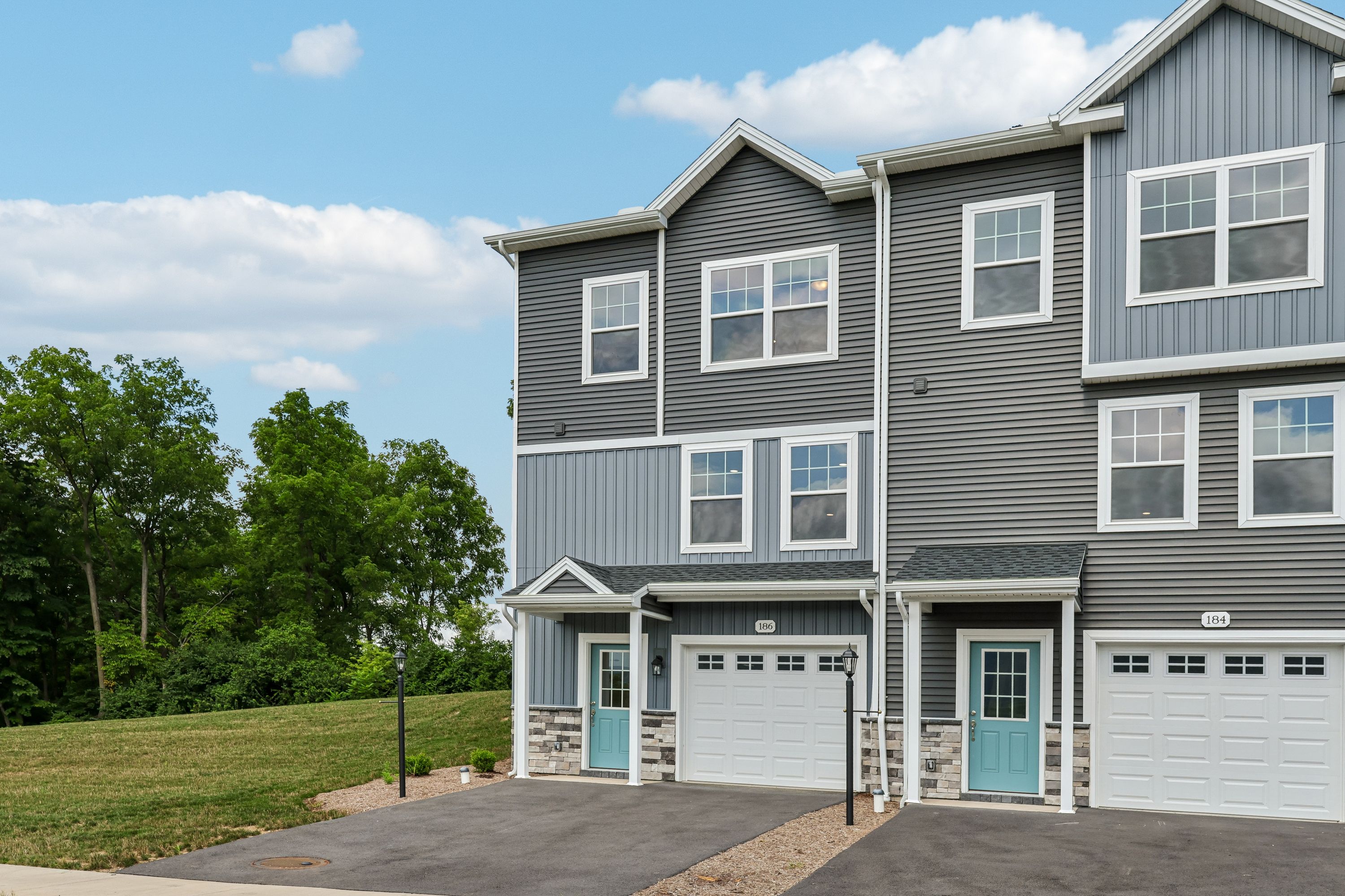 Redfield-SCTH91-Exterior-2