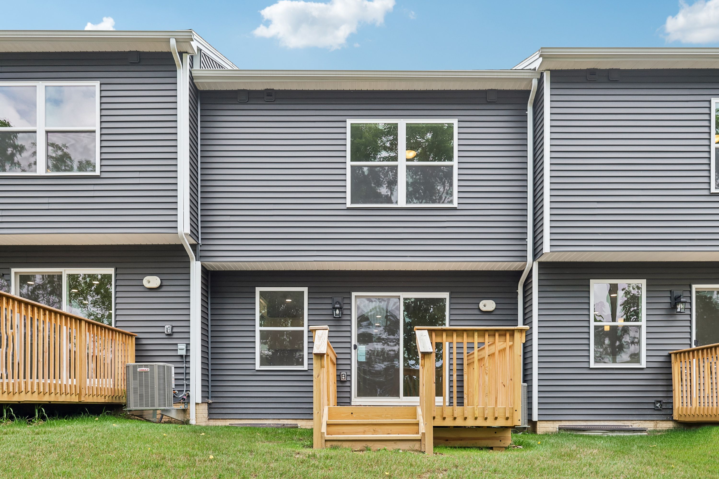Redfield-SCTH92-Exterior-6