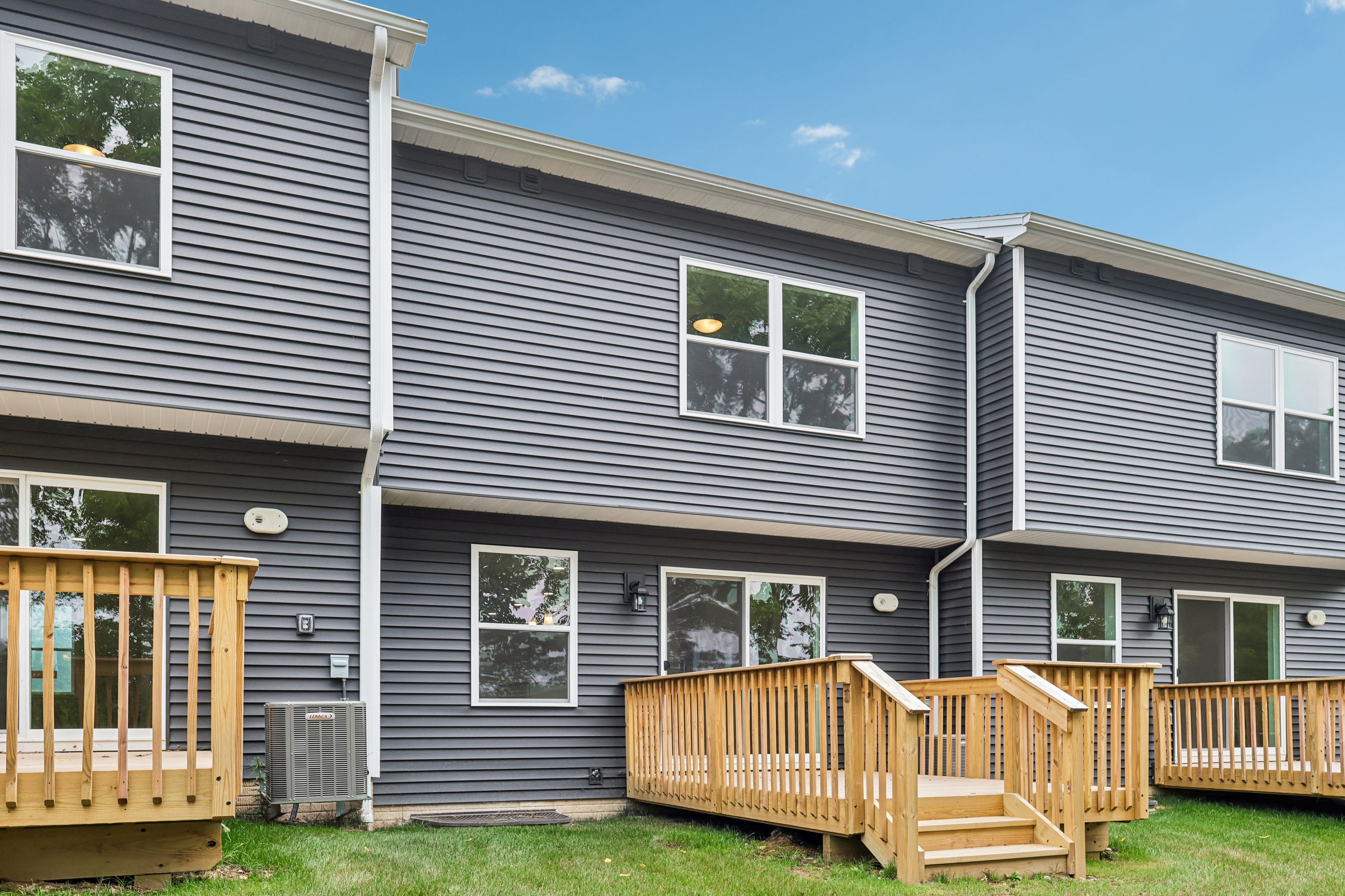 Redfield-SCTH92-Exterior-7