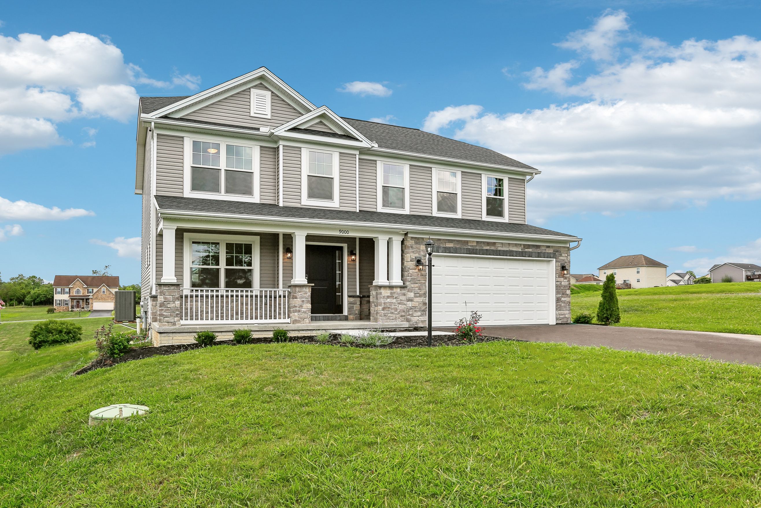Greenwood-C-CM32-Exterior-Front-5