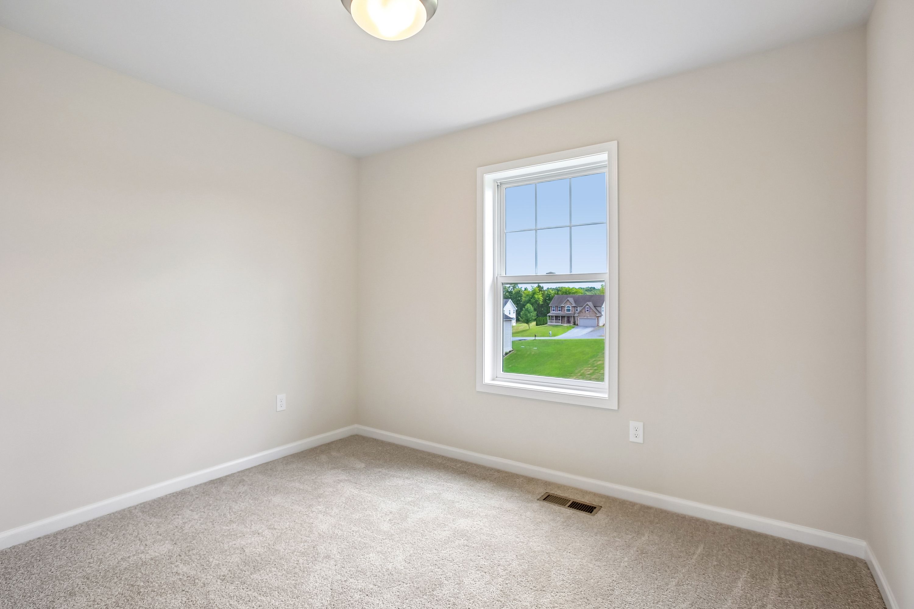 Greenwood-C-CM32-Bedroom-3-1