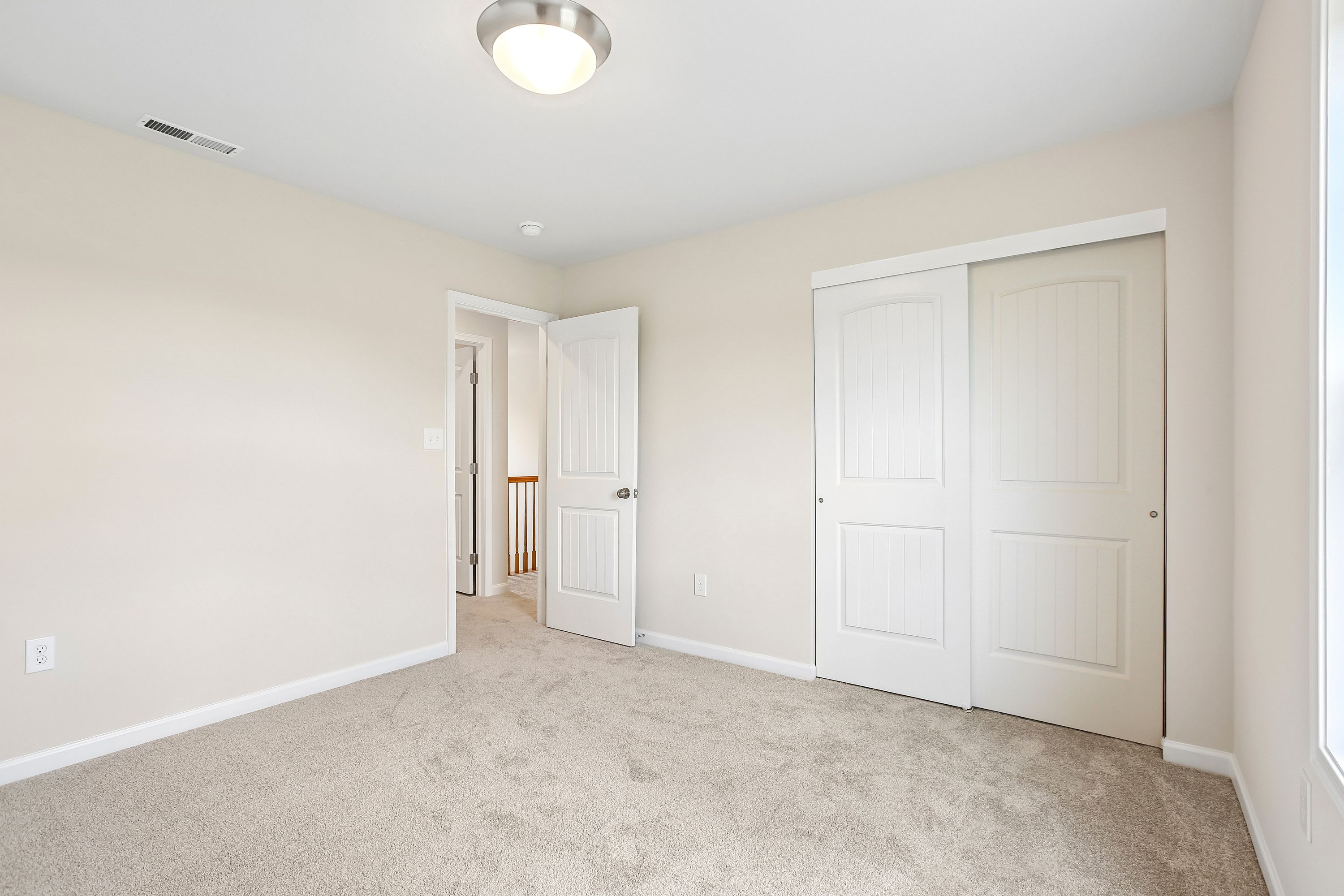 Greenwood-C-CM32-Bedroom-4-3