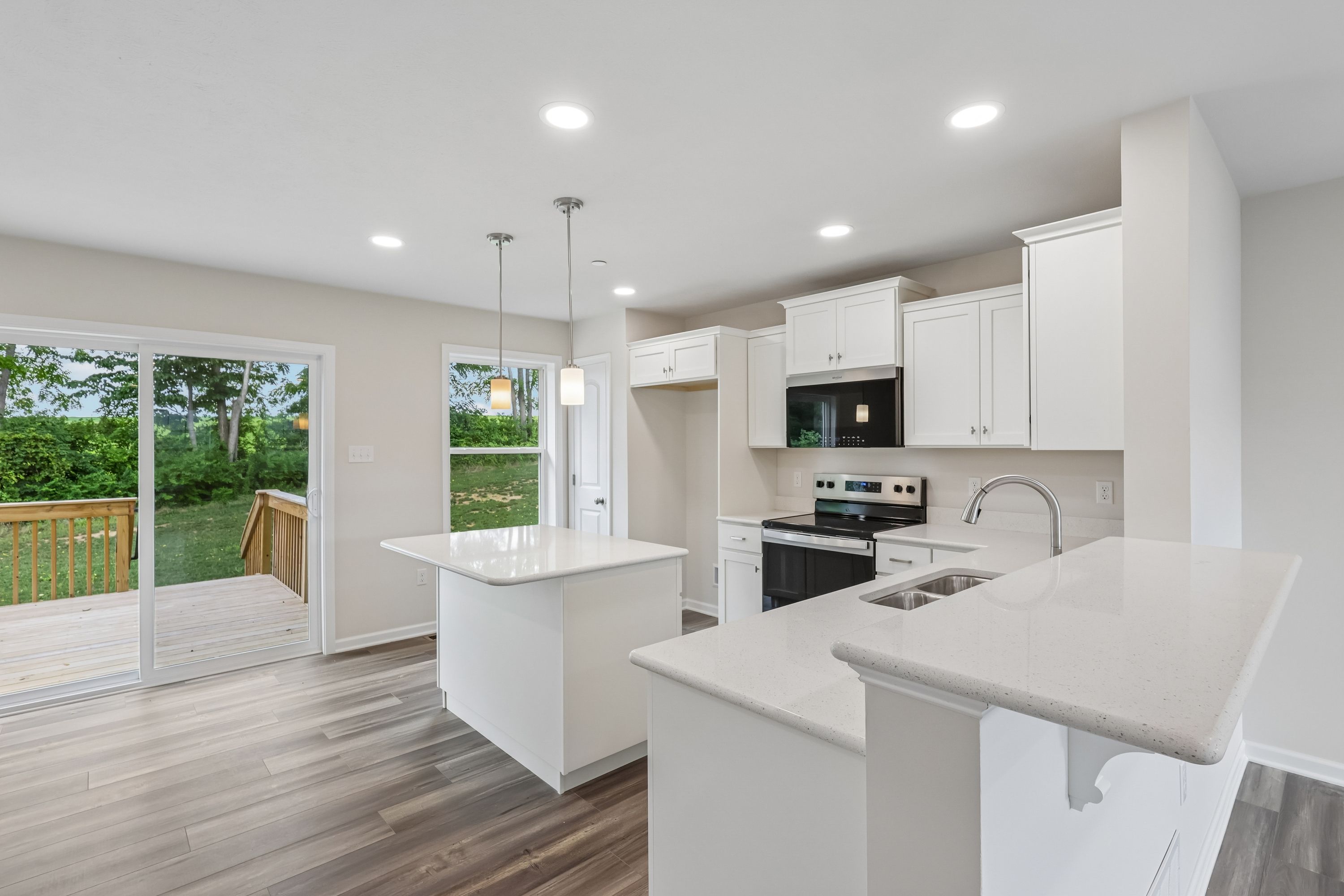 Redfield-SCTH91-Kitchen-Breakfast-7