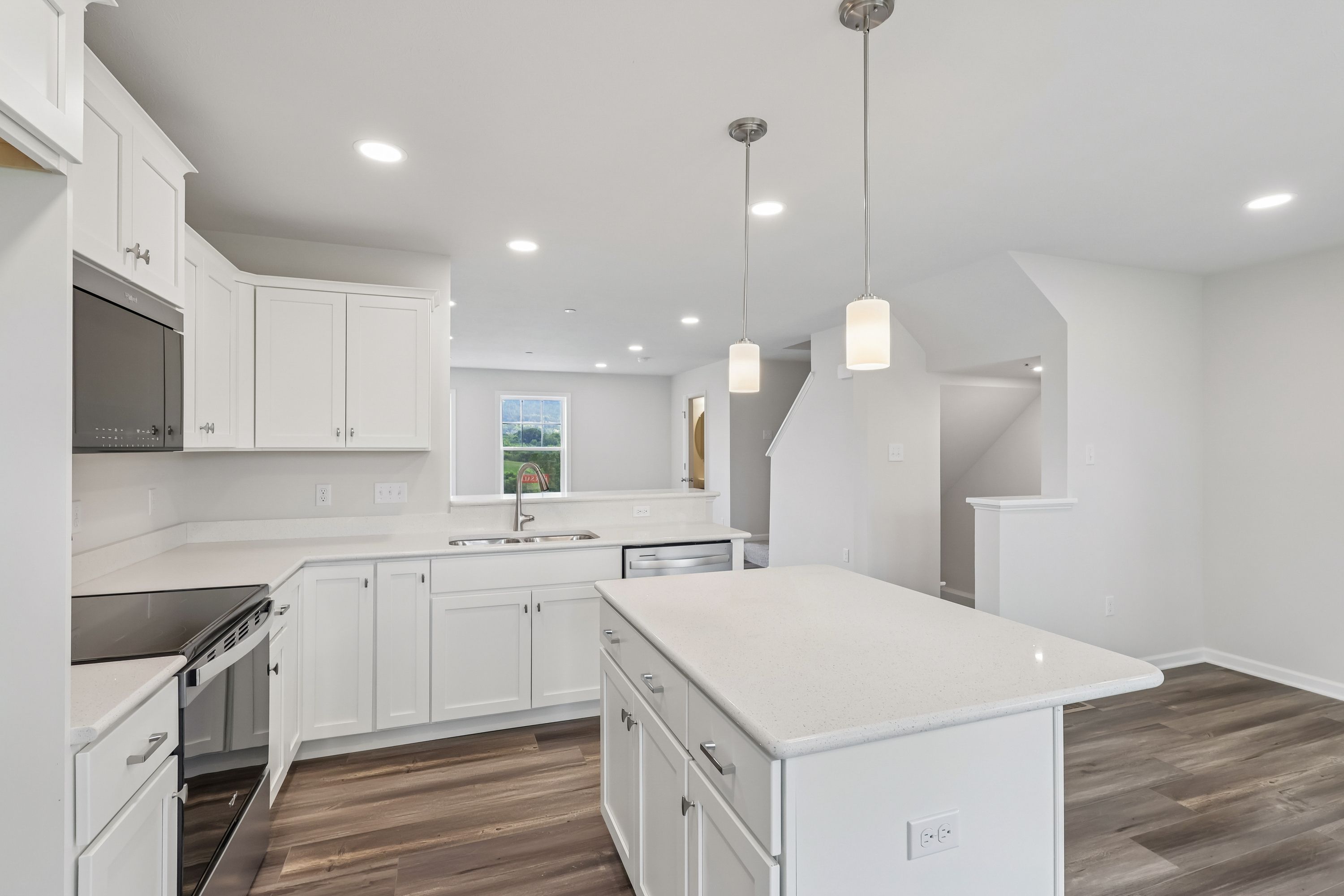 Redfield-SCTH91-Kitchen-Breakfast-5