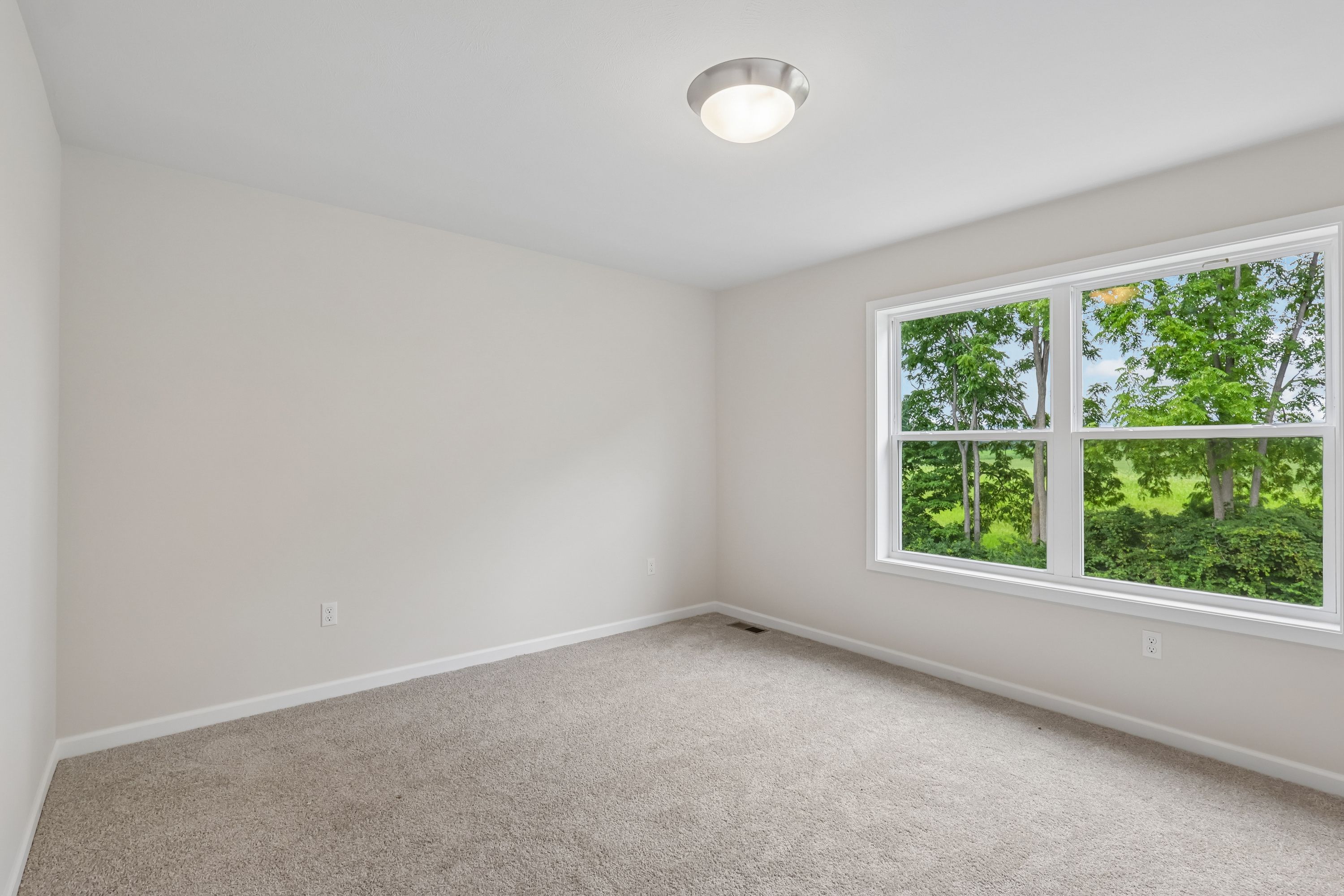 Redfield-SCTH91-Owners-Bedroom-2