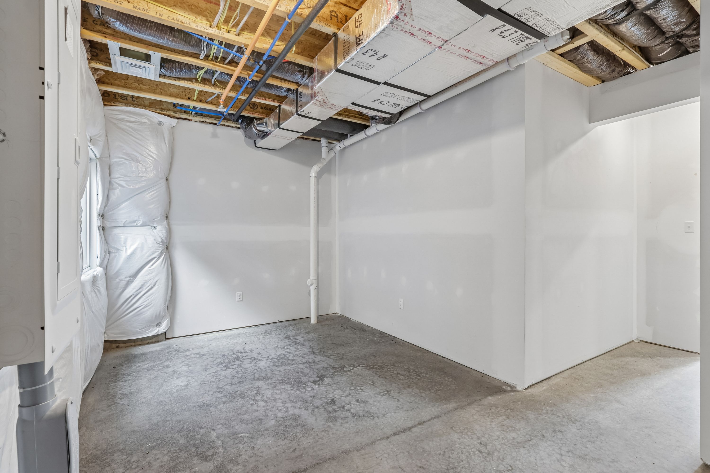 Redfield-SCTH91-Basement-2