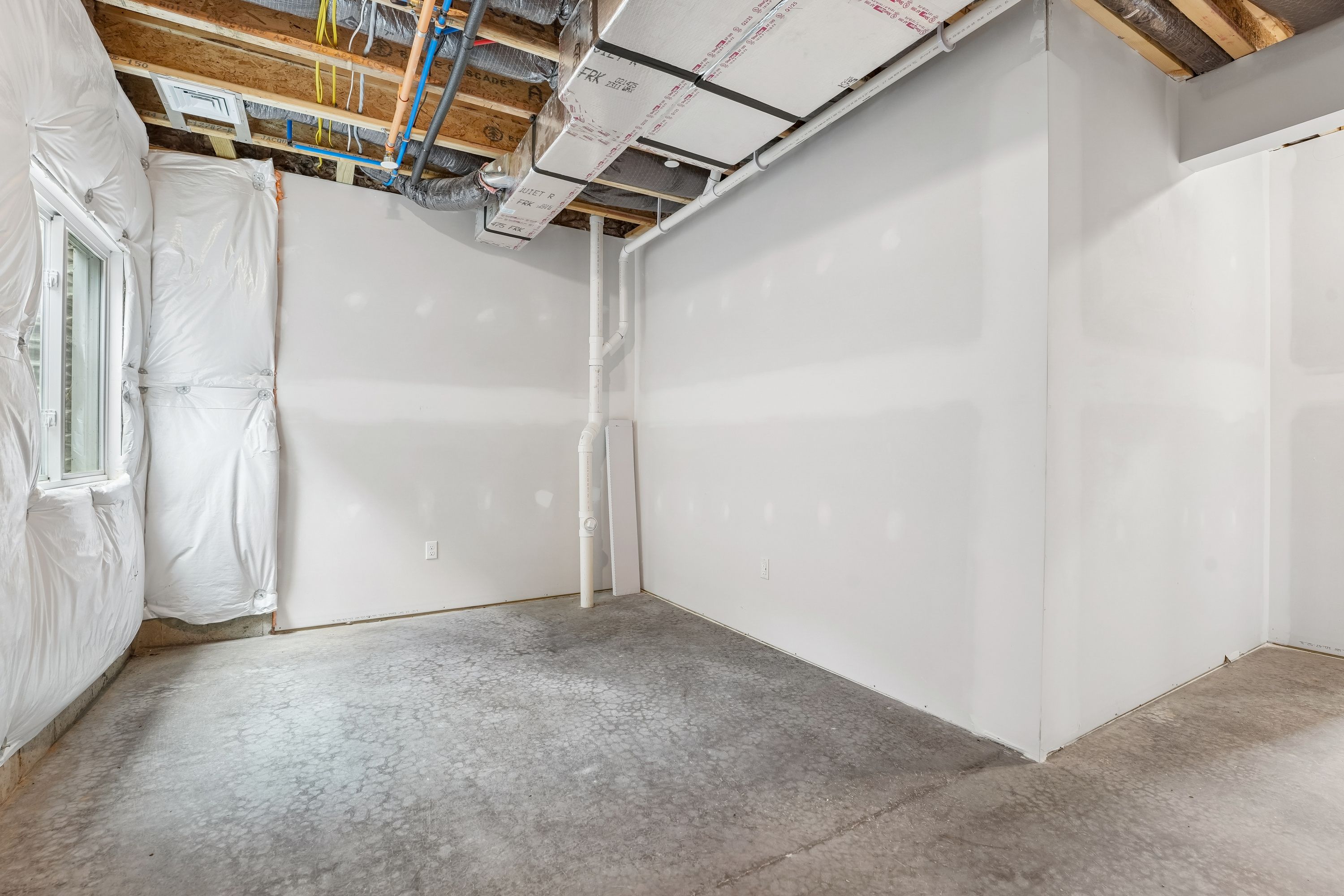 Redfield-SCTH93-Basement-1