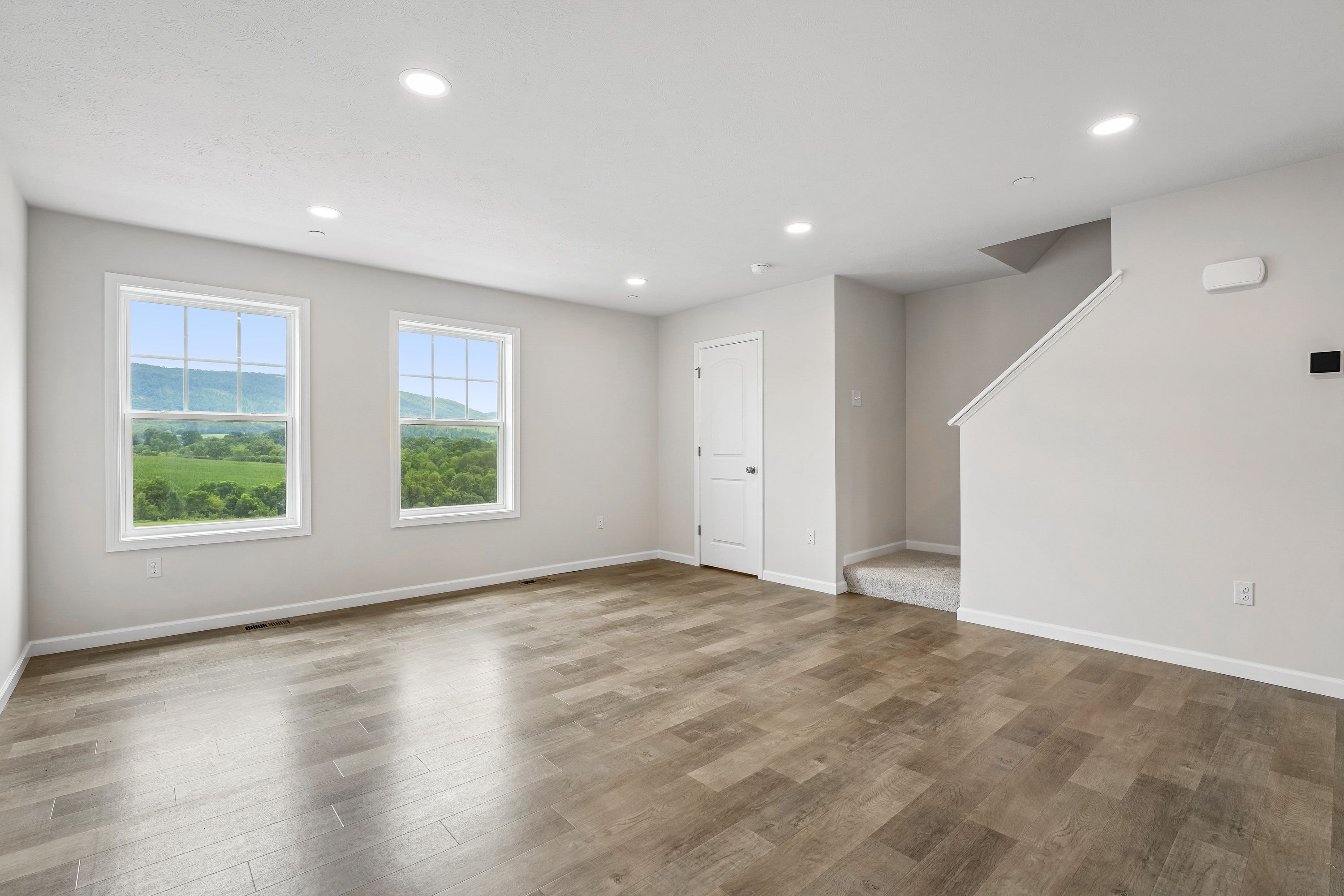 Redfield-SCTH94-Family-Room-2