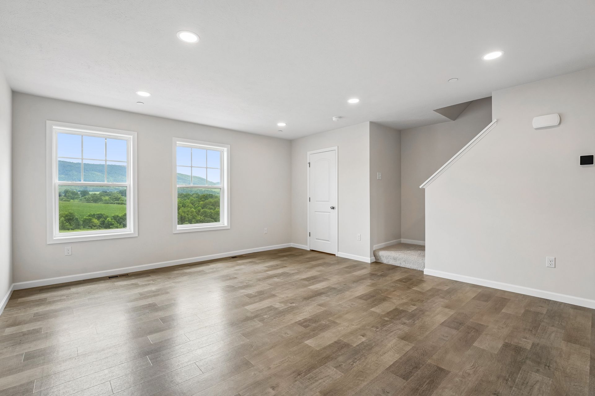 Redfield-SCTH94-Family-Room-2