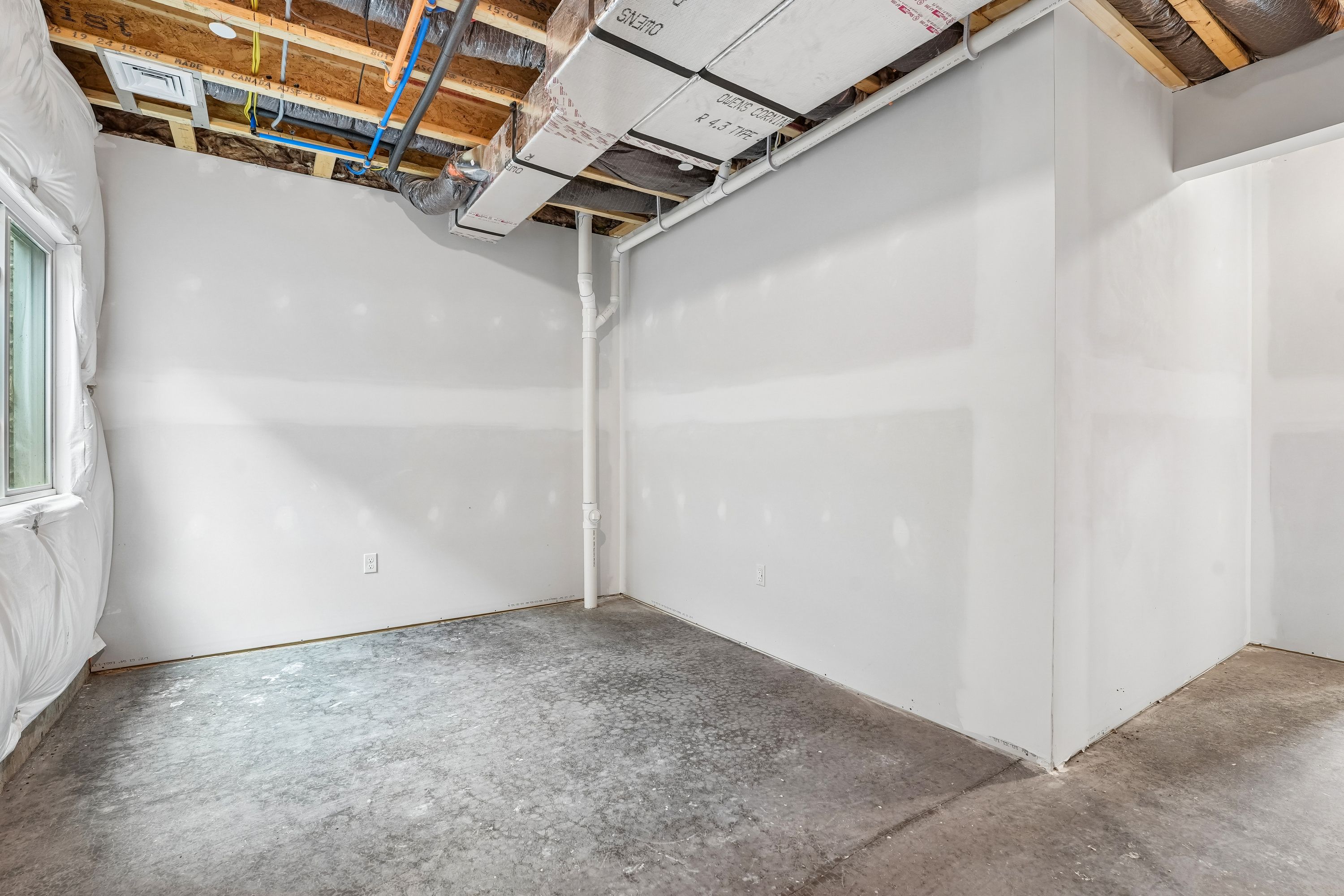 Redfield-SCTH94-Basement-1