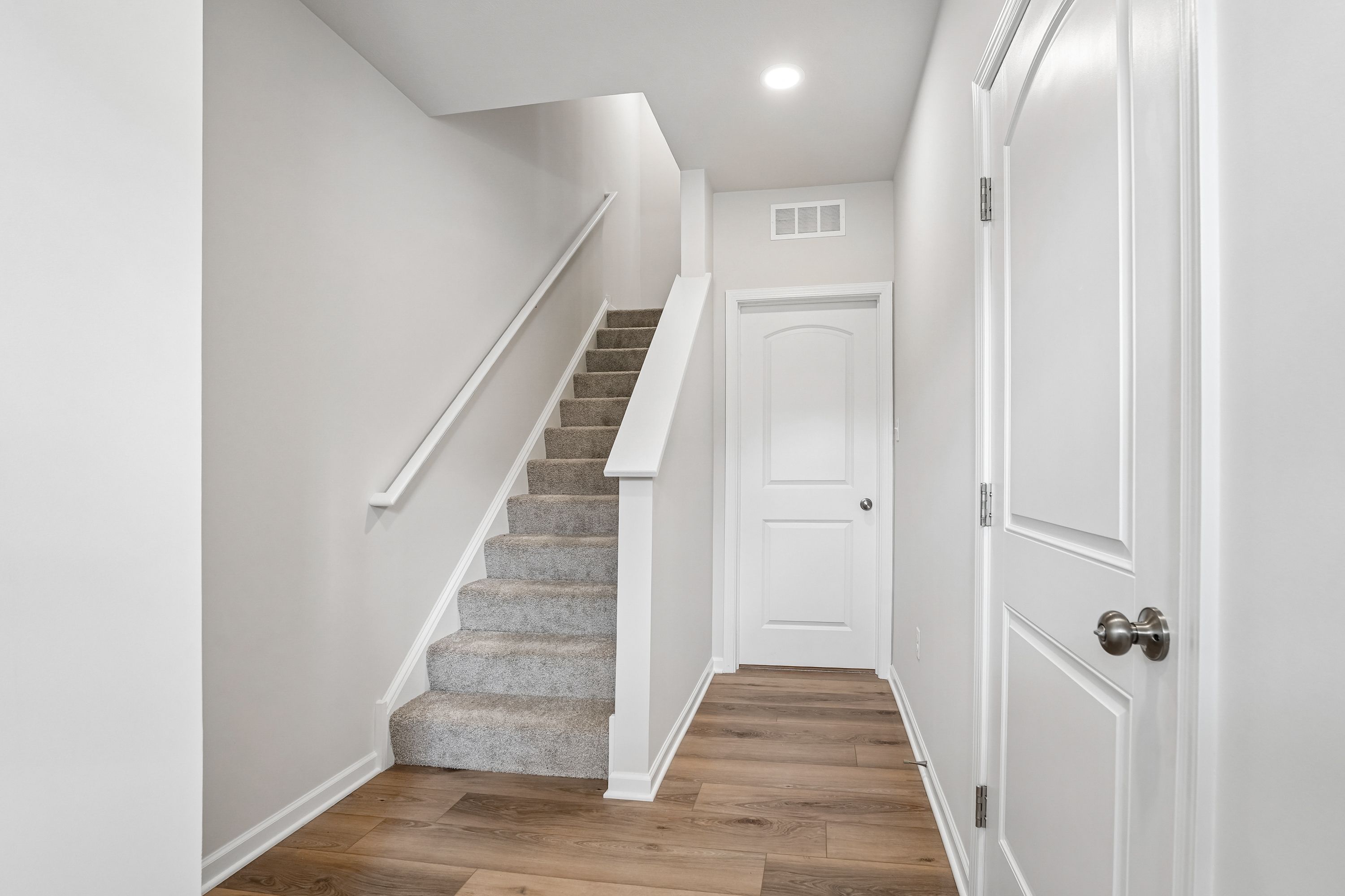 Redfield-SCTH95-Foyer-2
