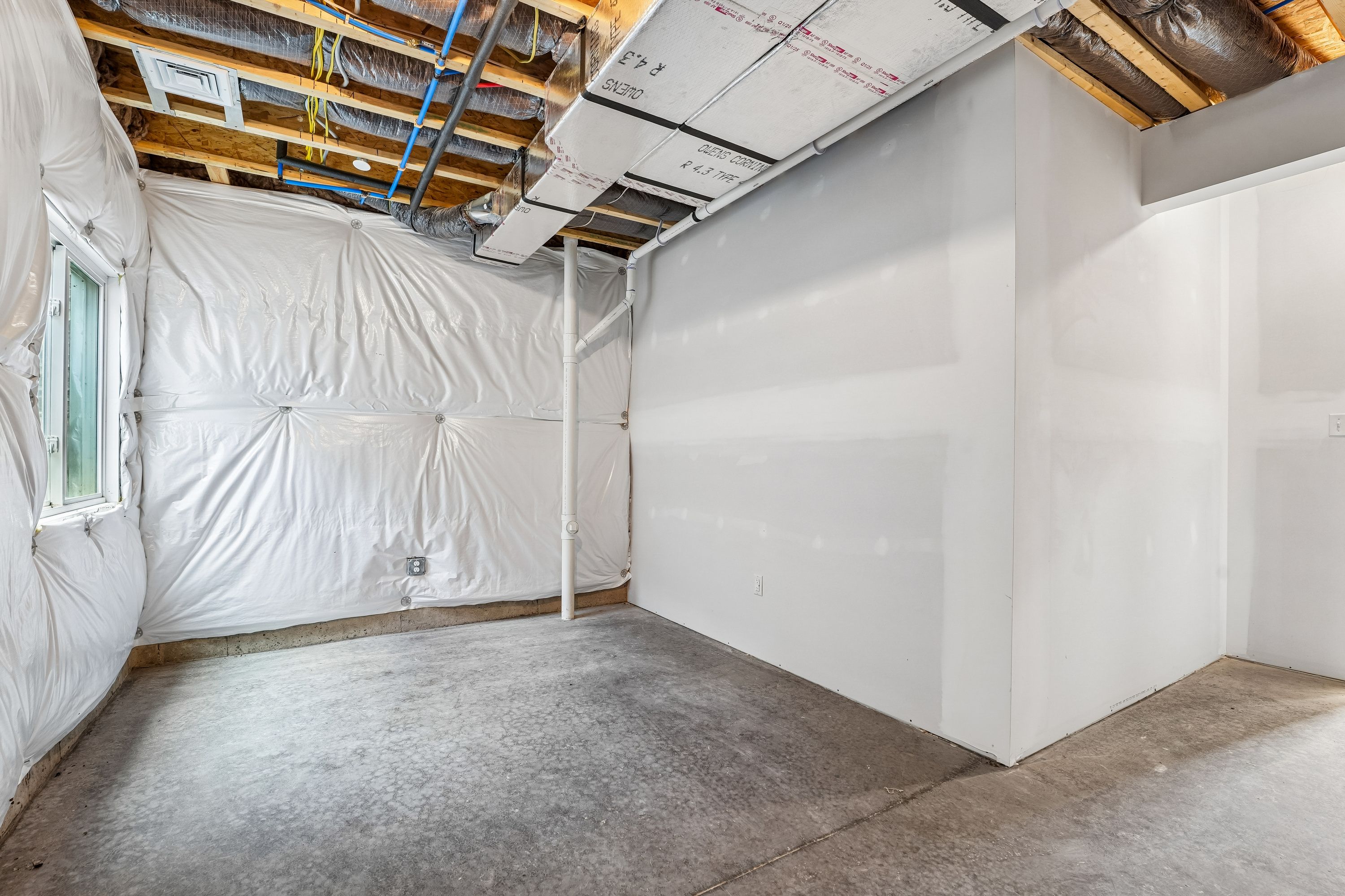 Redfield-SCTH95-Basement-1