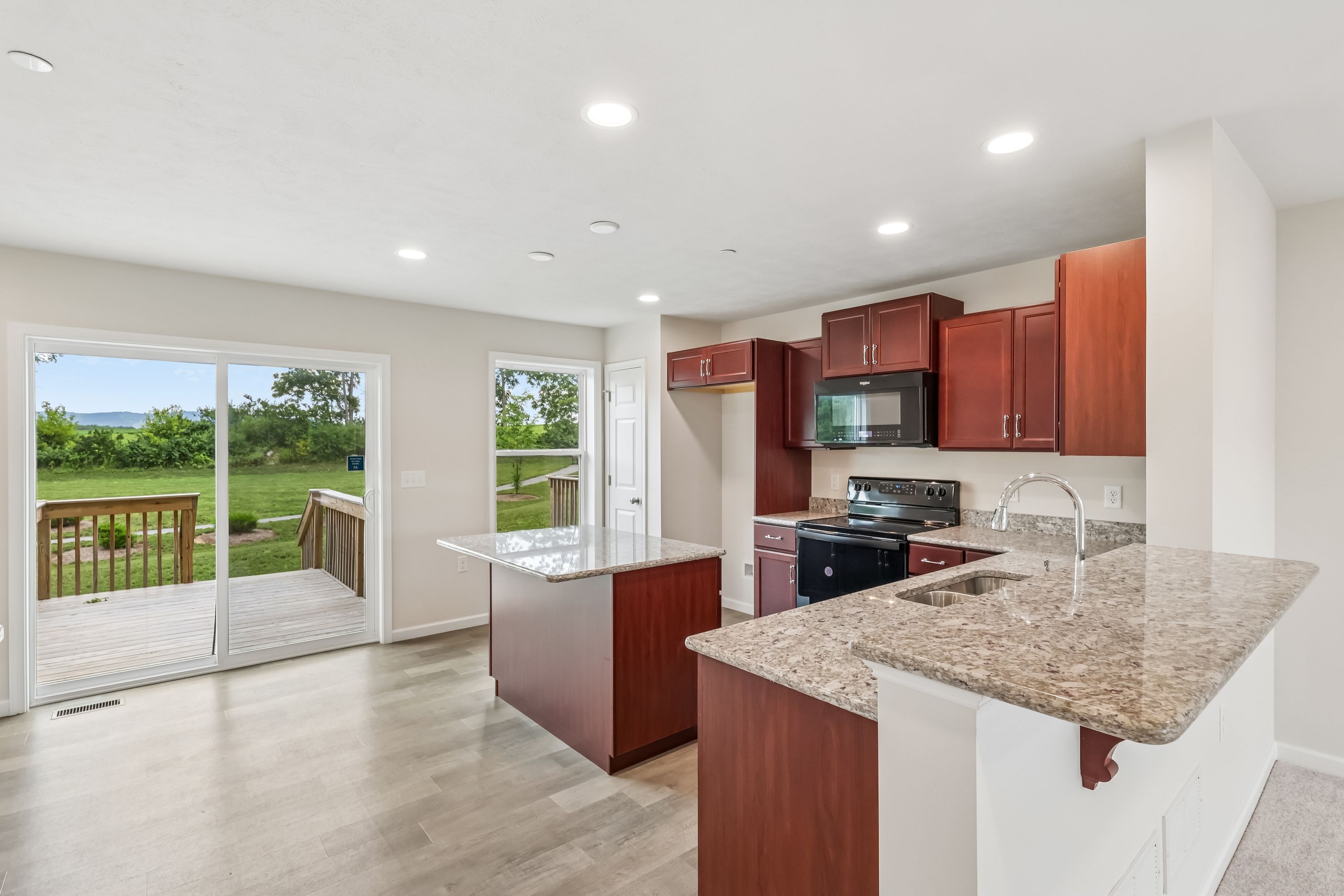 Redfield-SCTH74-Kitchen-Breakfast-4