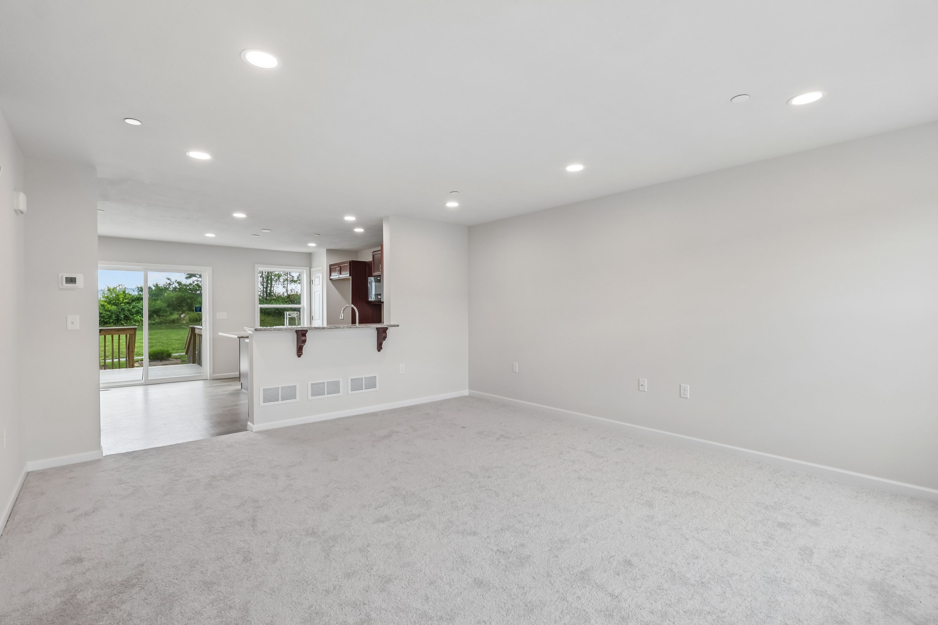 Redfield-SCTH74-Family-Room-1