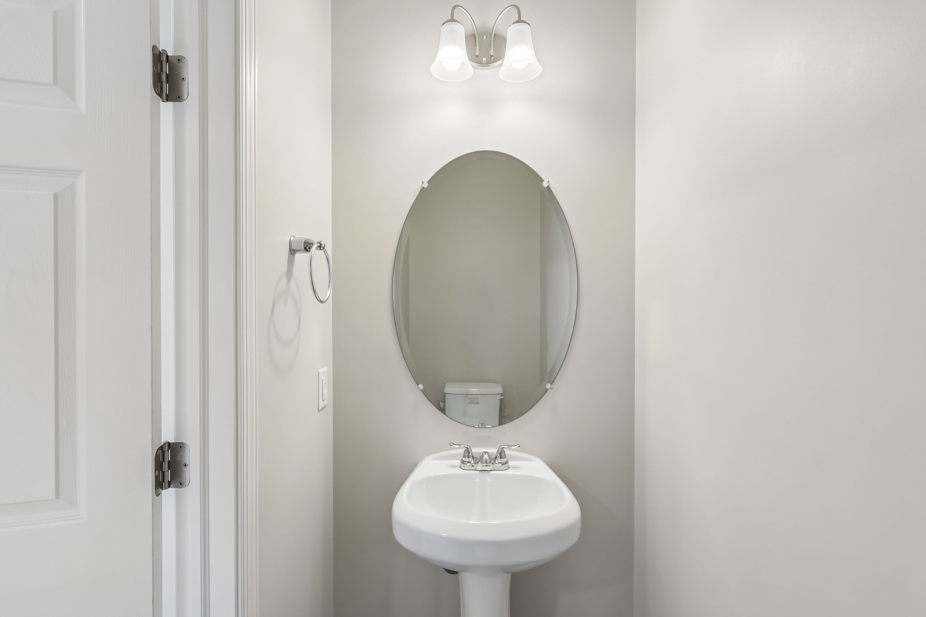 Redfield-SCTH74-Powder-Room-1