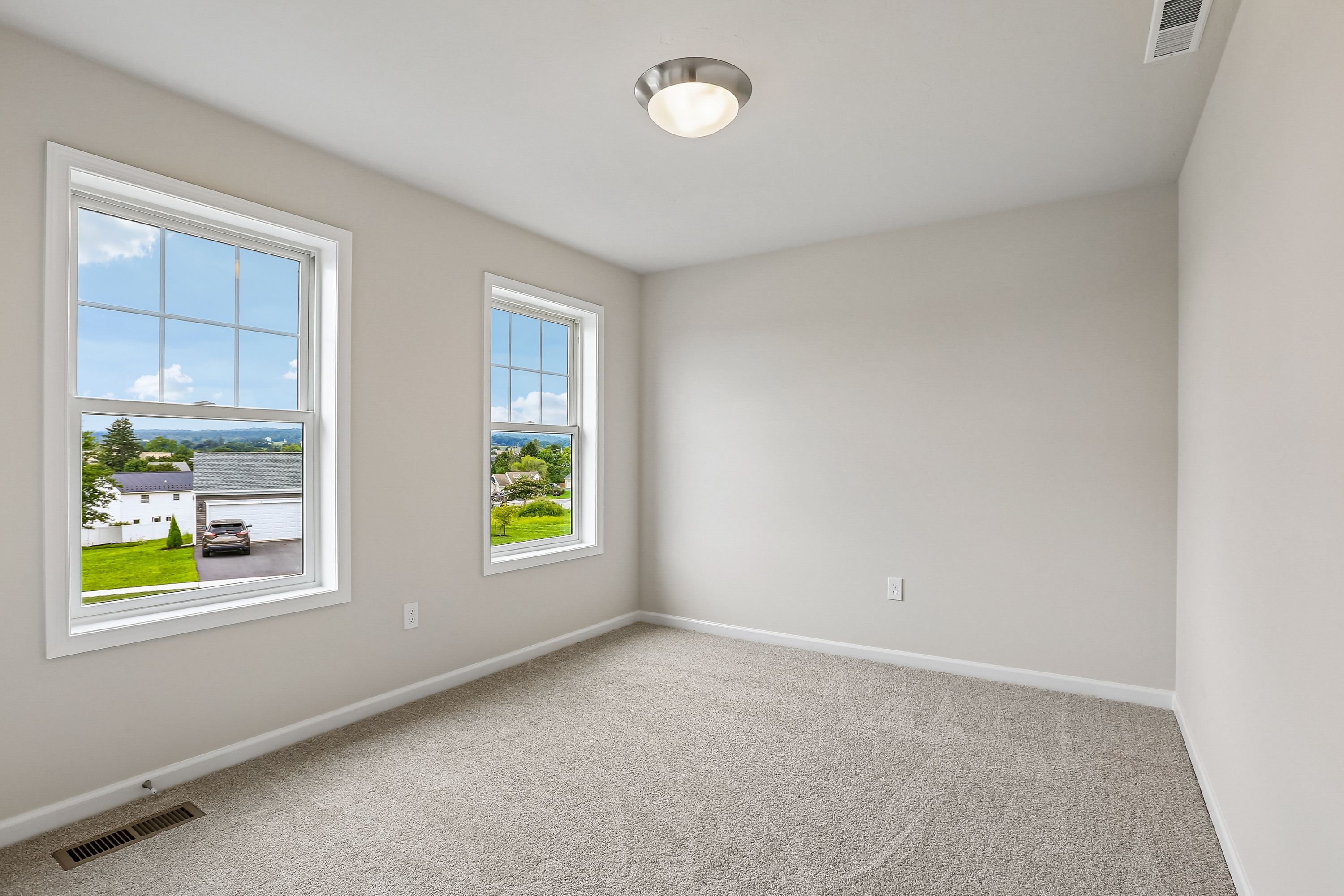 Crestmont-C-AV33-Bedroom-4-1