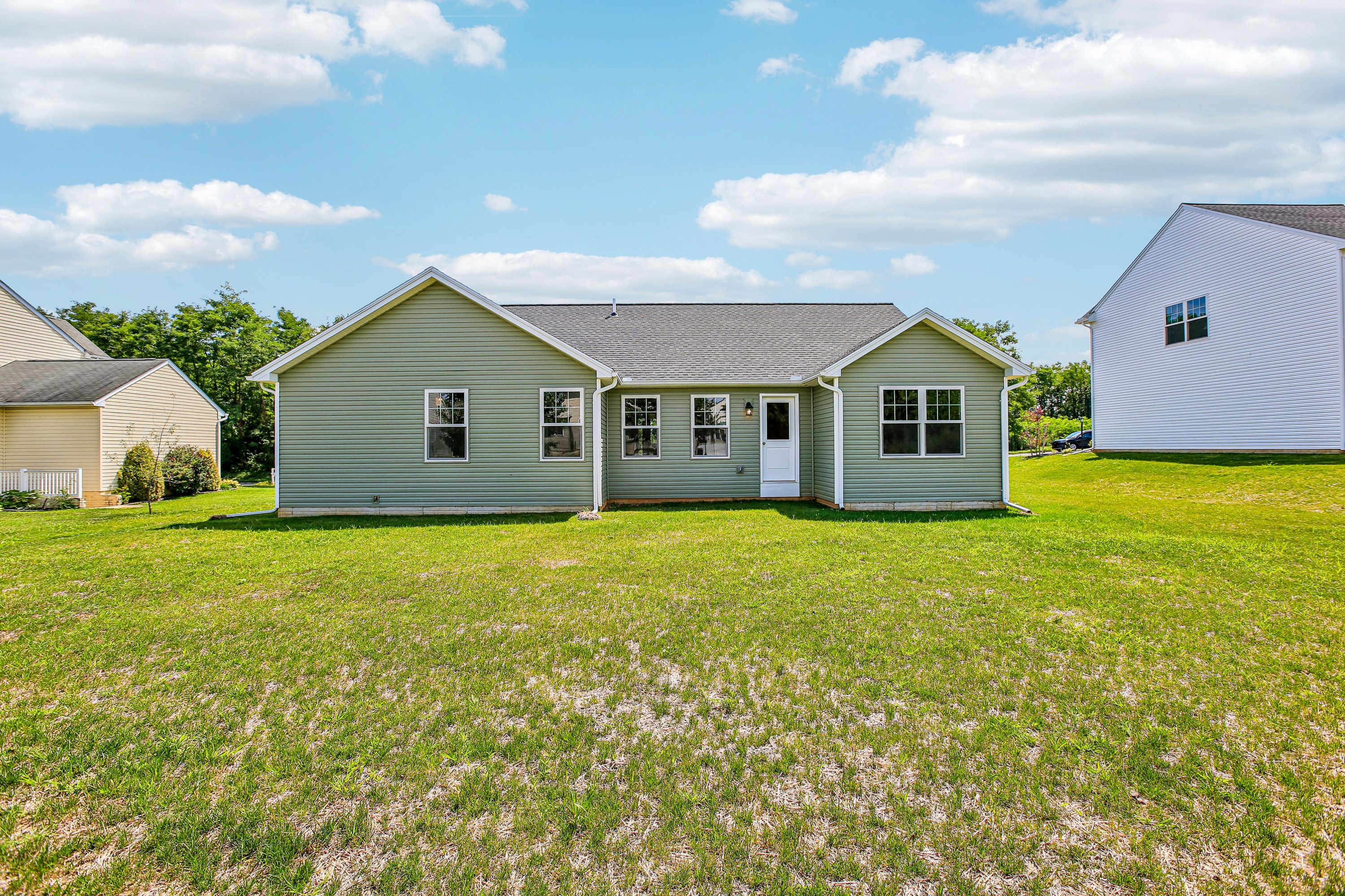 Hampton-B-FP15-Exterior-4
