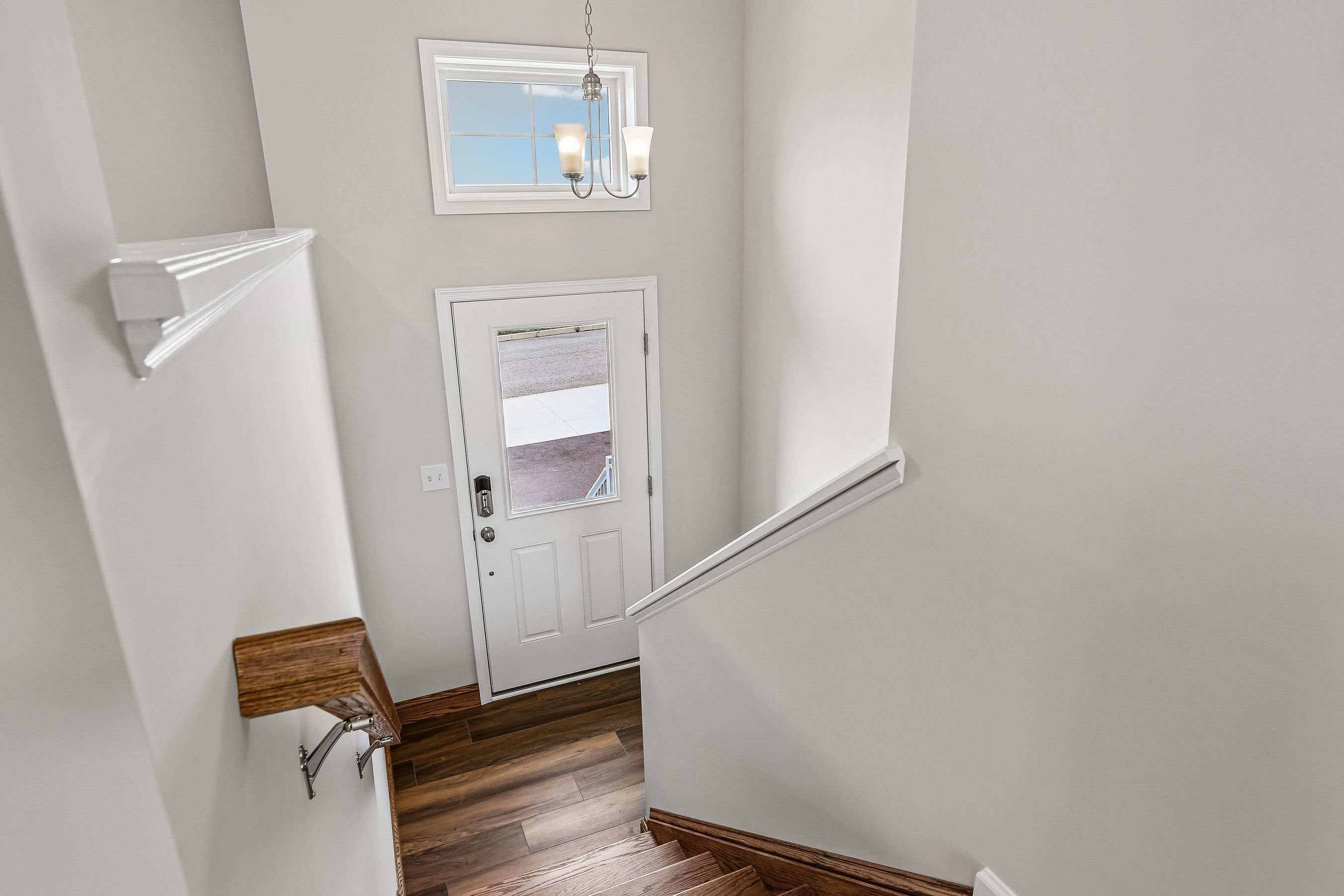Norwood-C-CF127-Foyer-1