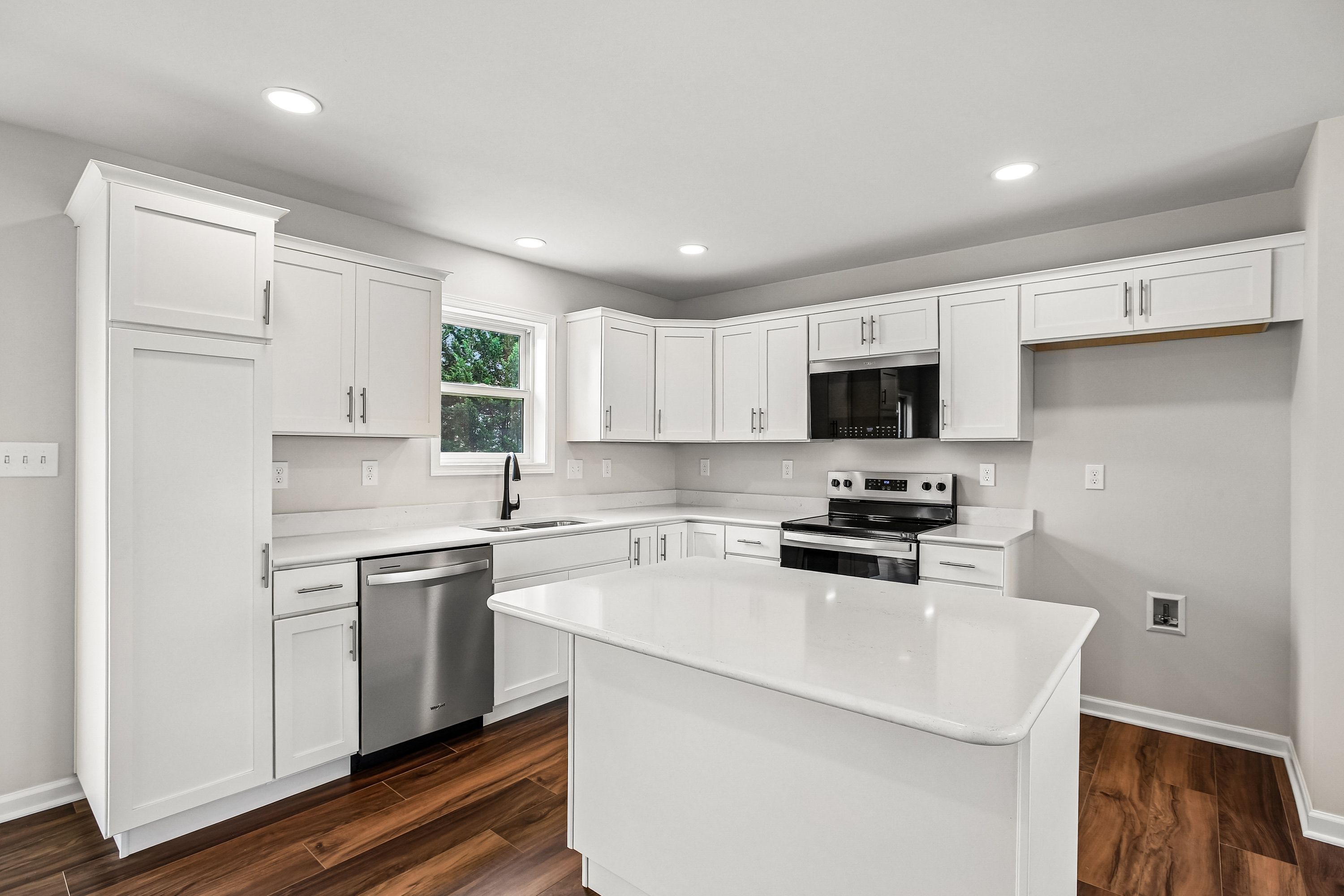 Norwood-C-CF127-Kitchen-2