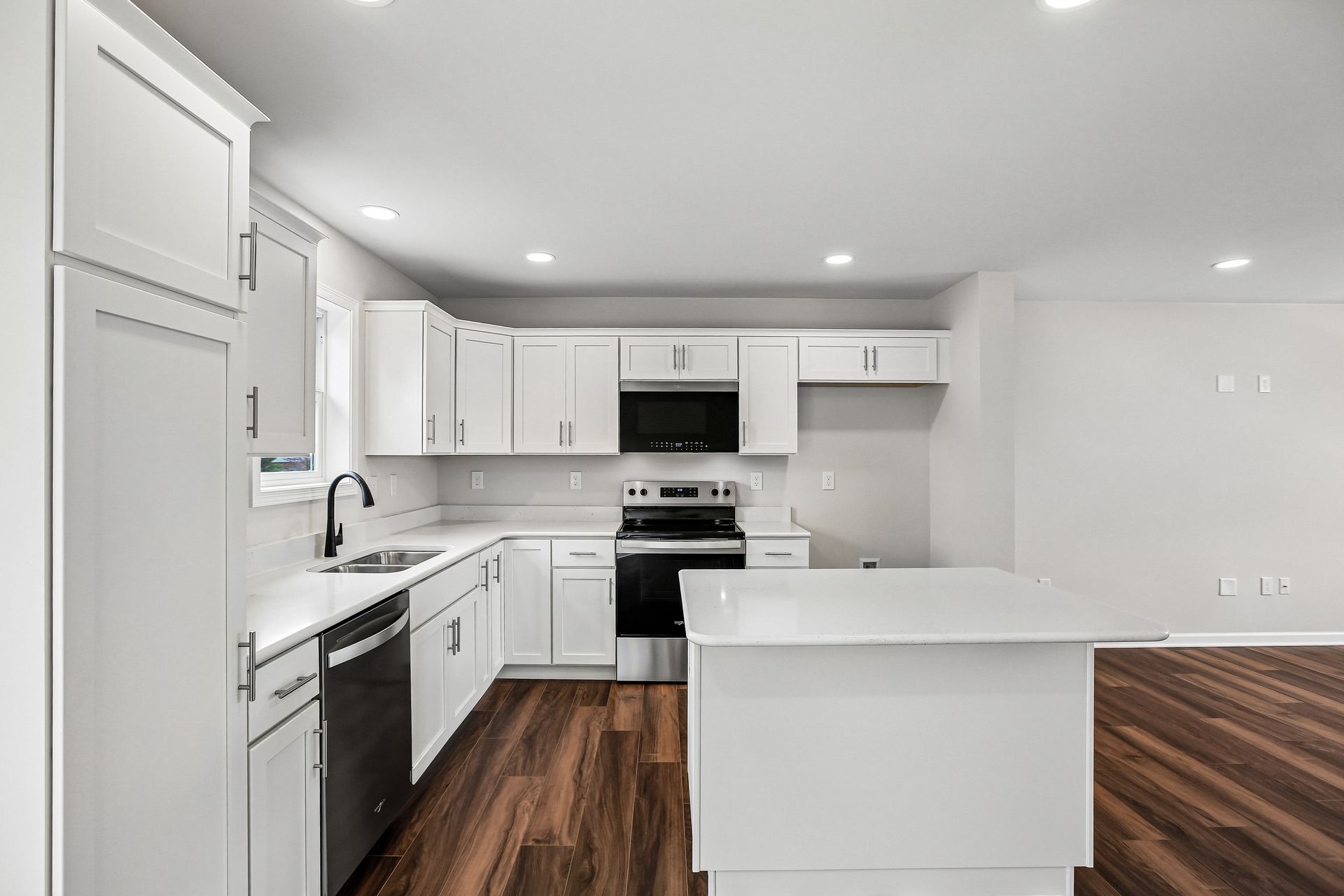 Norwood-C-CF127-Kitchen-3