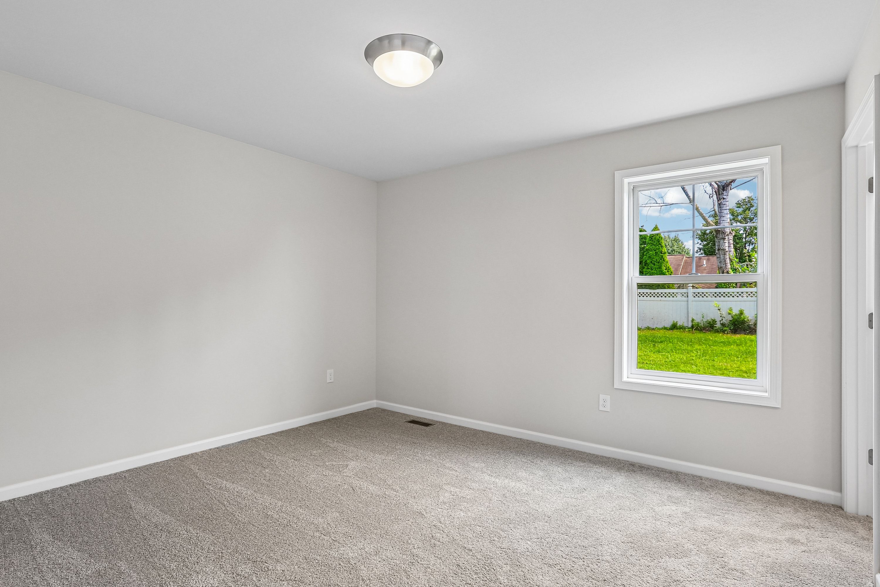 Norwood-C-CF127-Owners-Bedroom-1